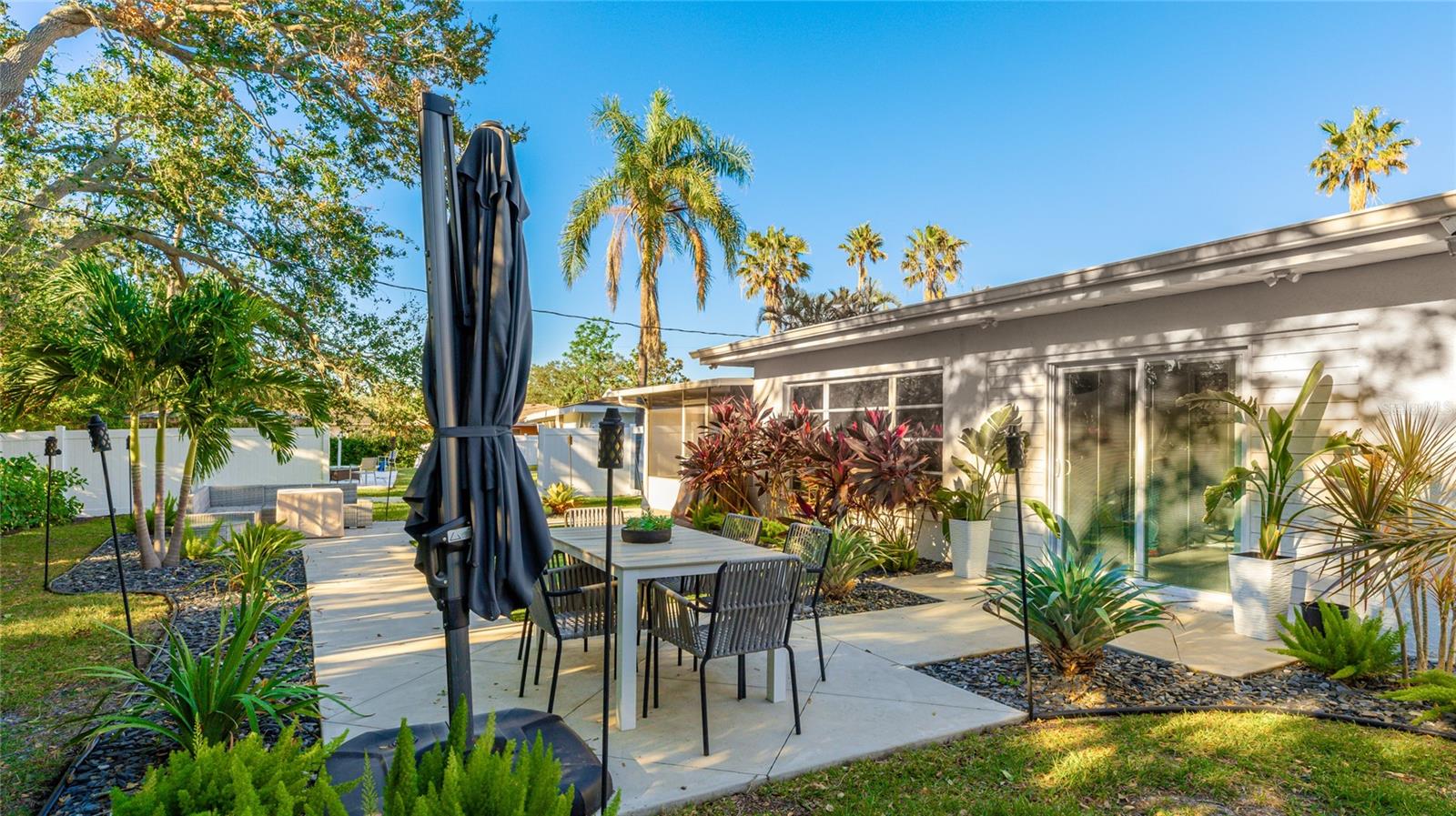 GULF GATE - Residential