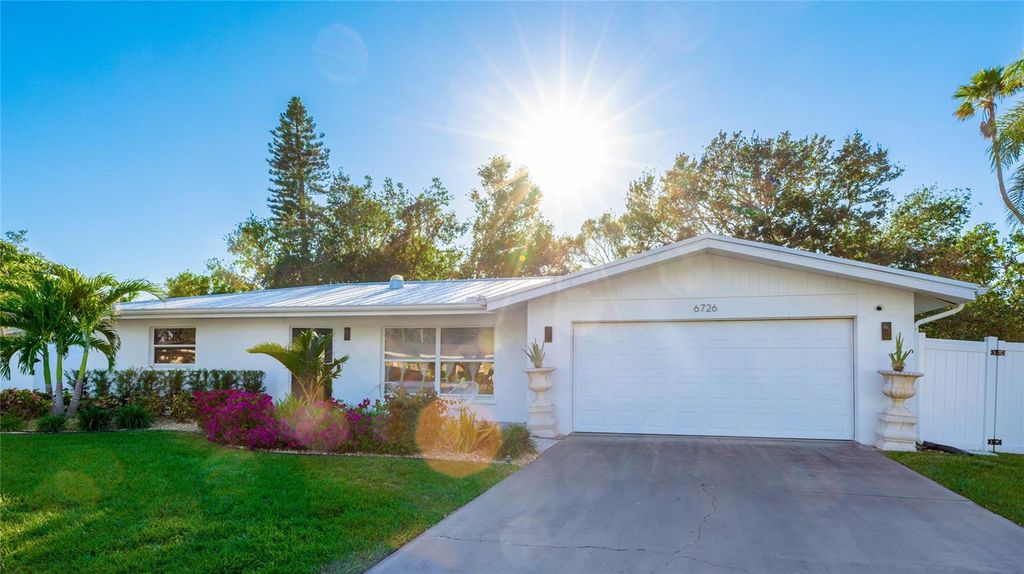 Photo of 6726 S Lockwood Ridge Road, Sarasota, FL 34231 (MLS # A4676727)