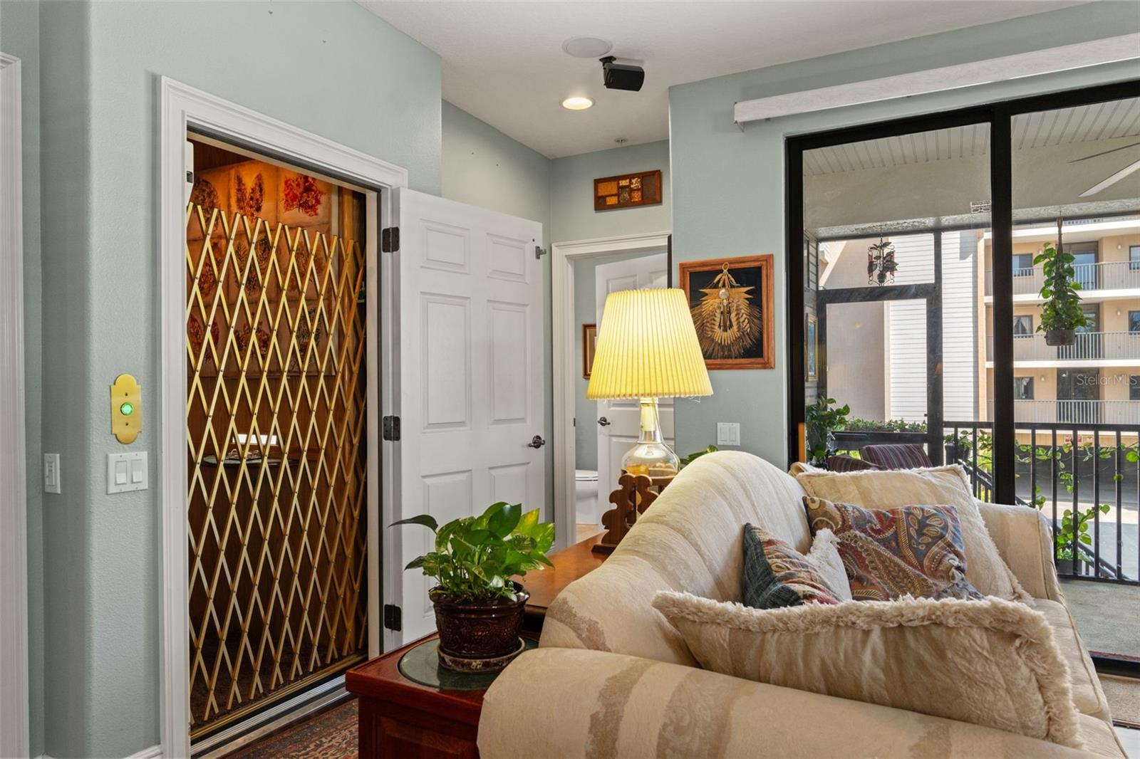 BELLA COSTA - Residential