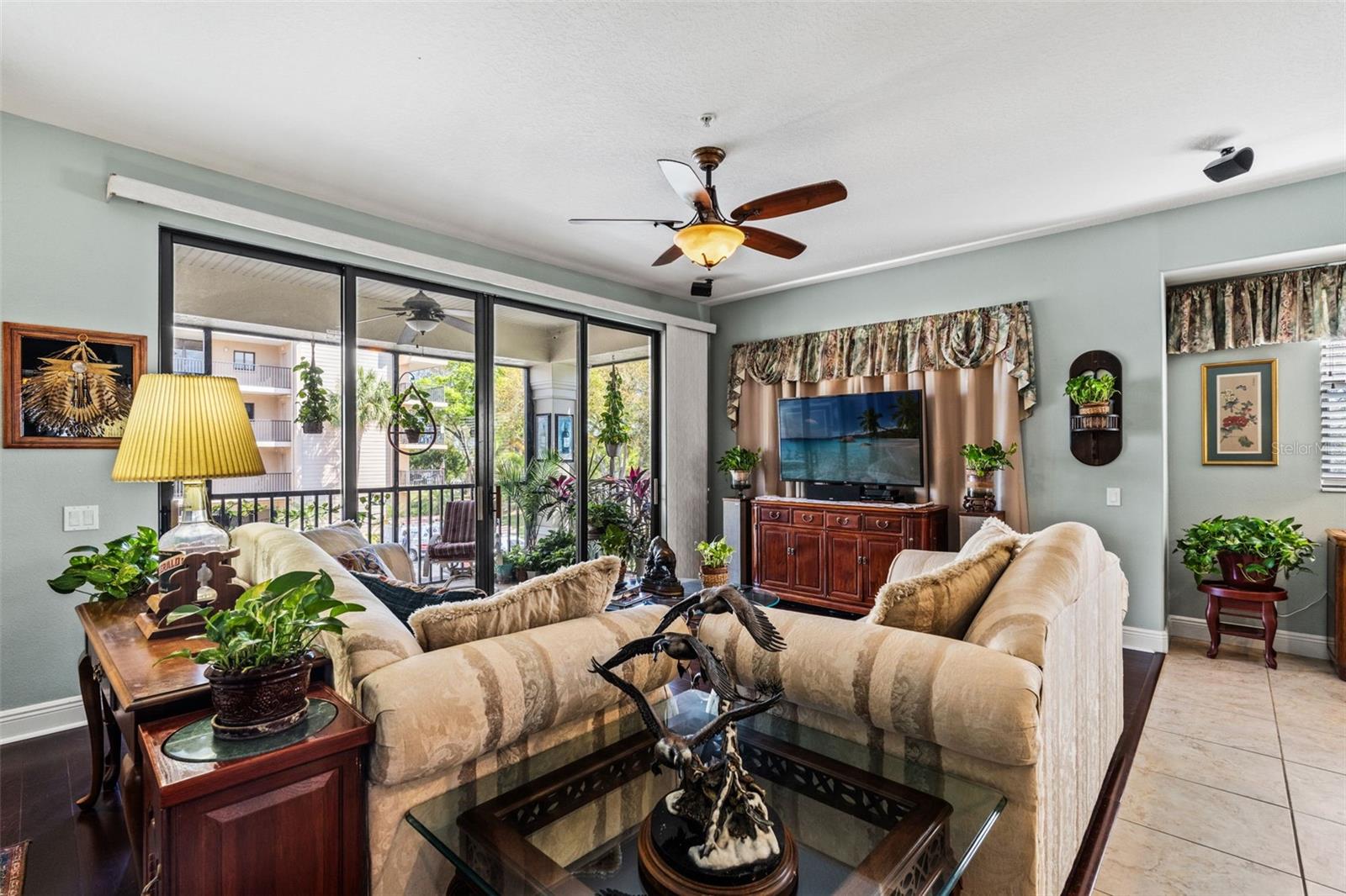 BELLA COSTA - Residential