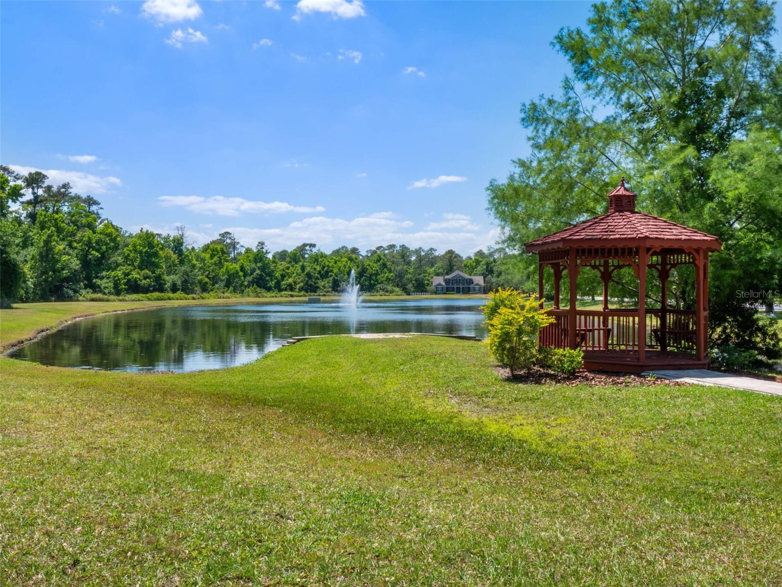 AVERY PARK - Residential