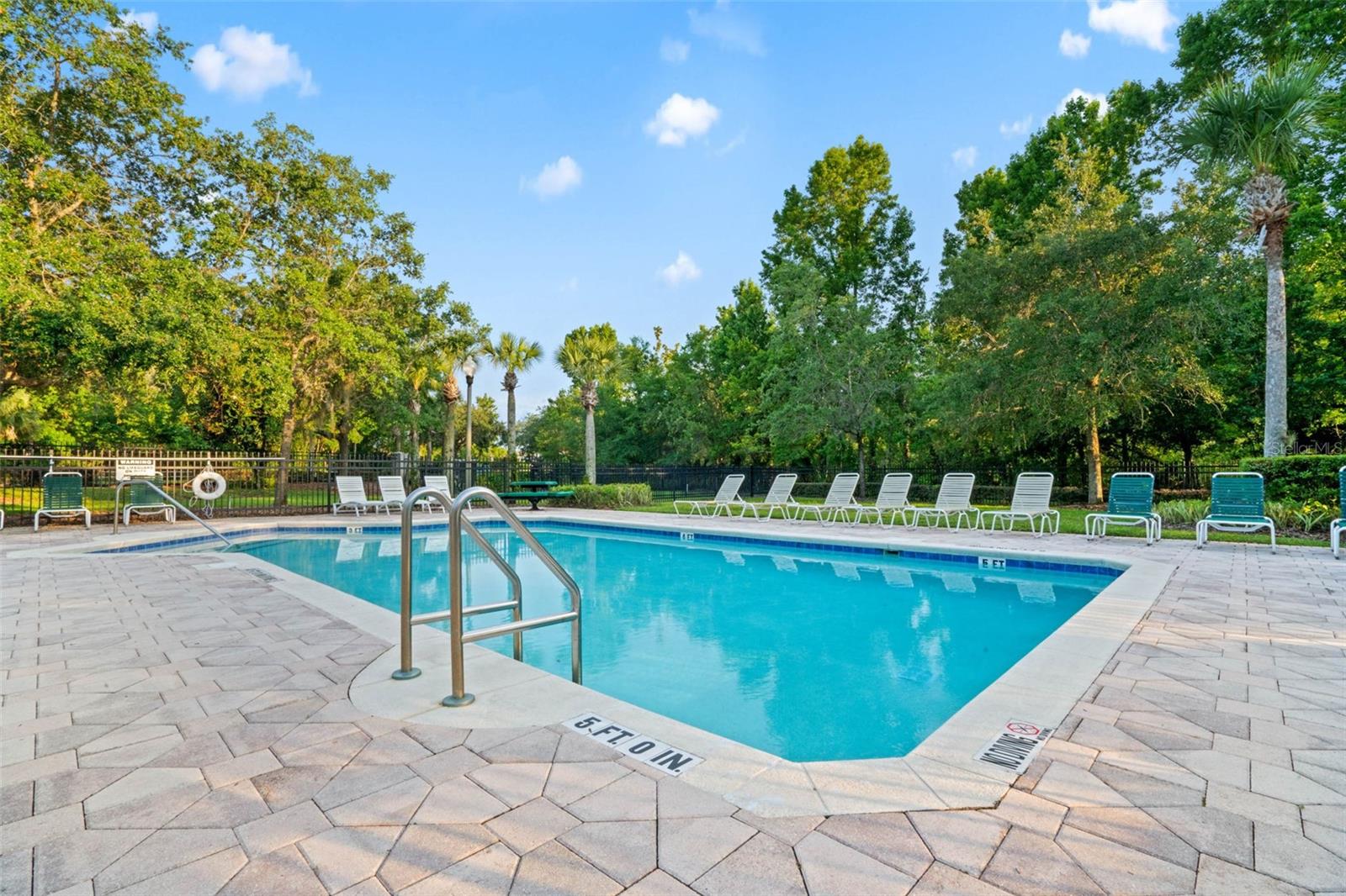 AVERY PARK - Residential