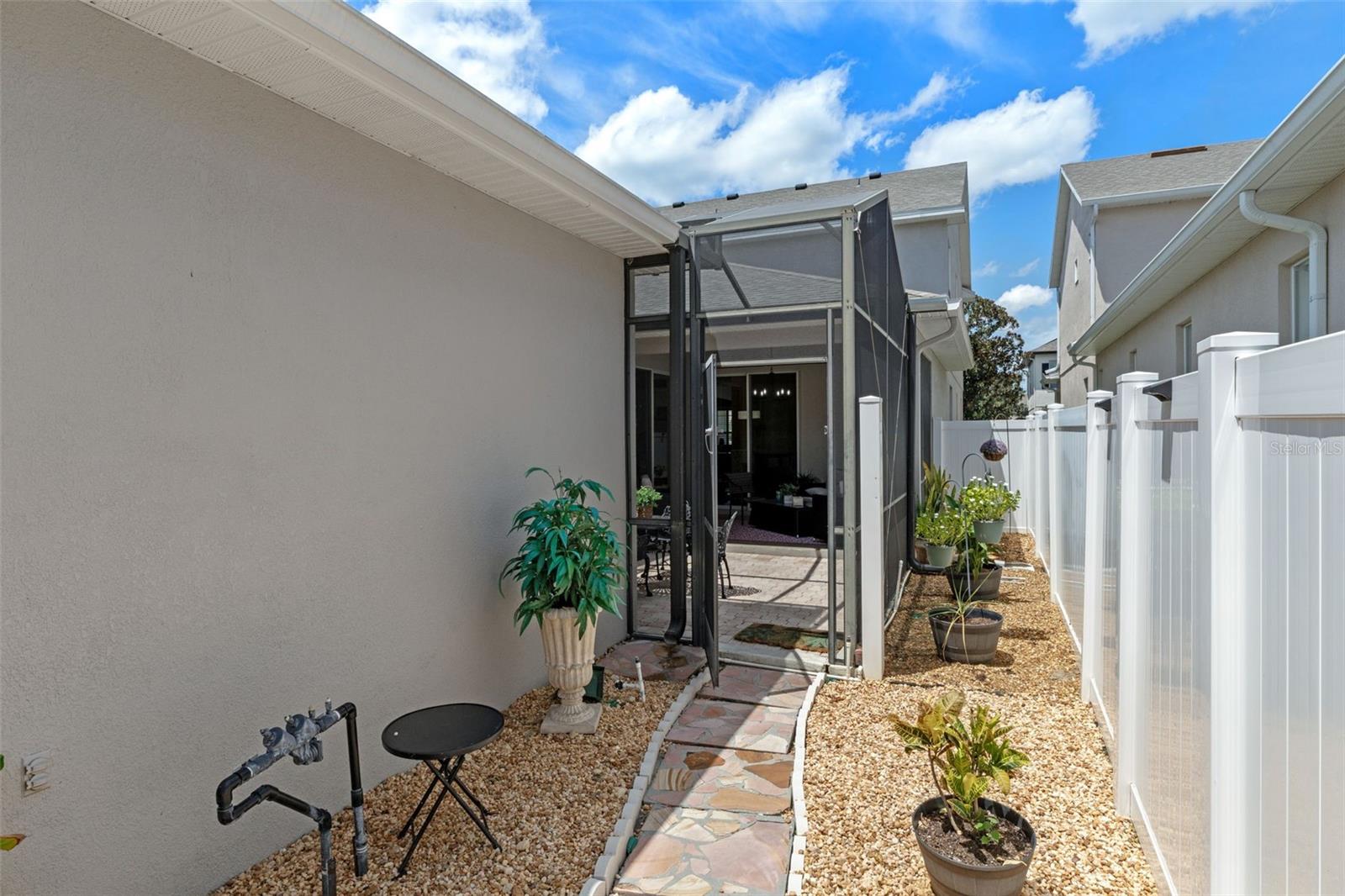 AVERY PARK - Residential