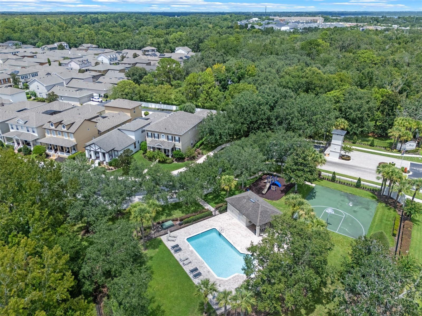 AVERY PARK - Residential