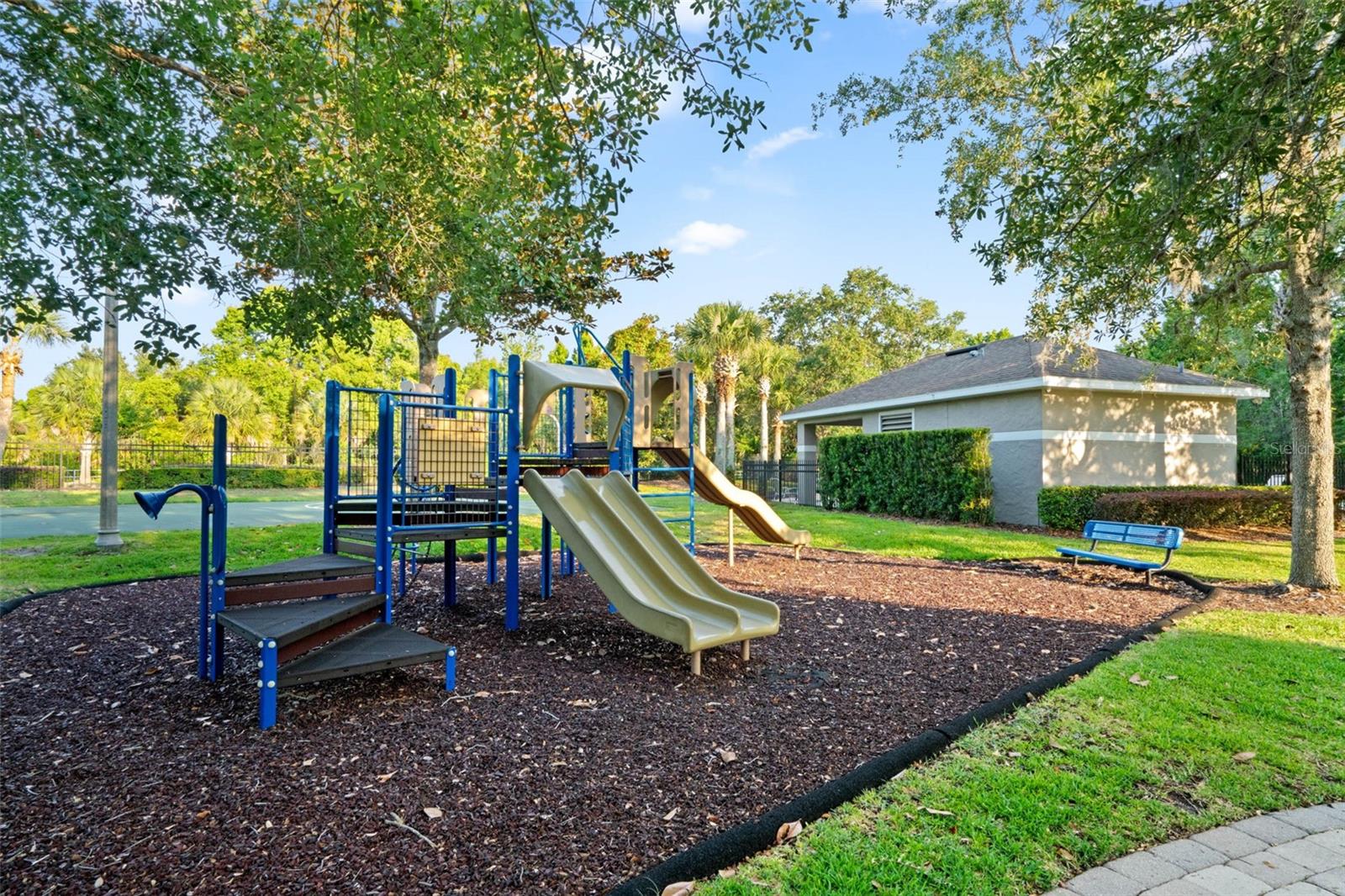 AVERY PARK - Residential