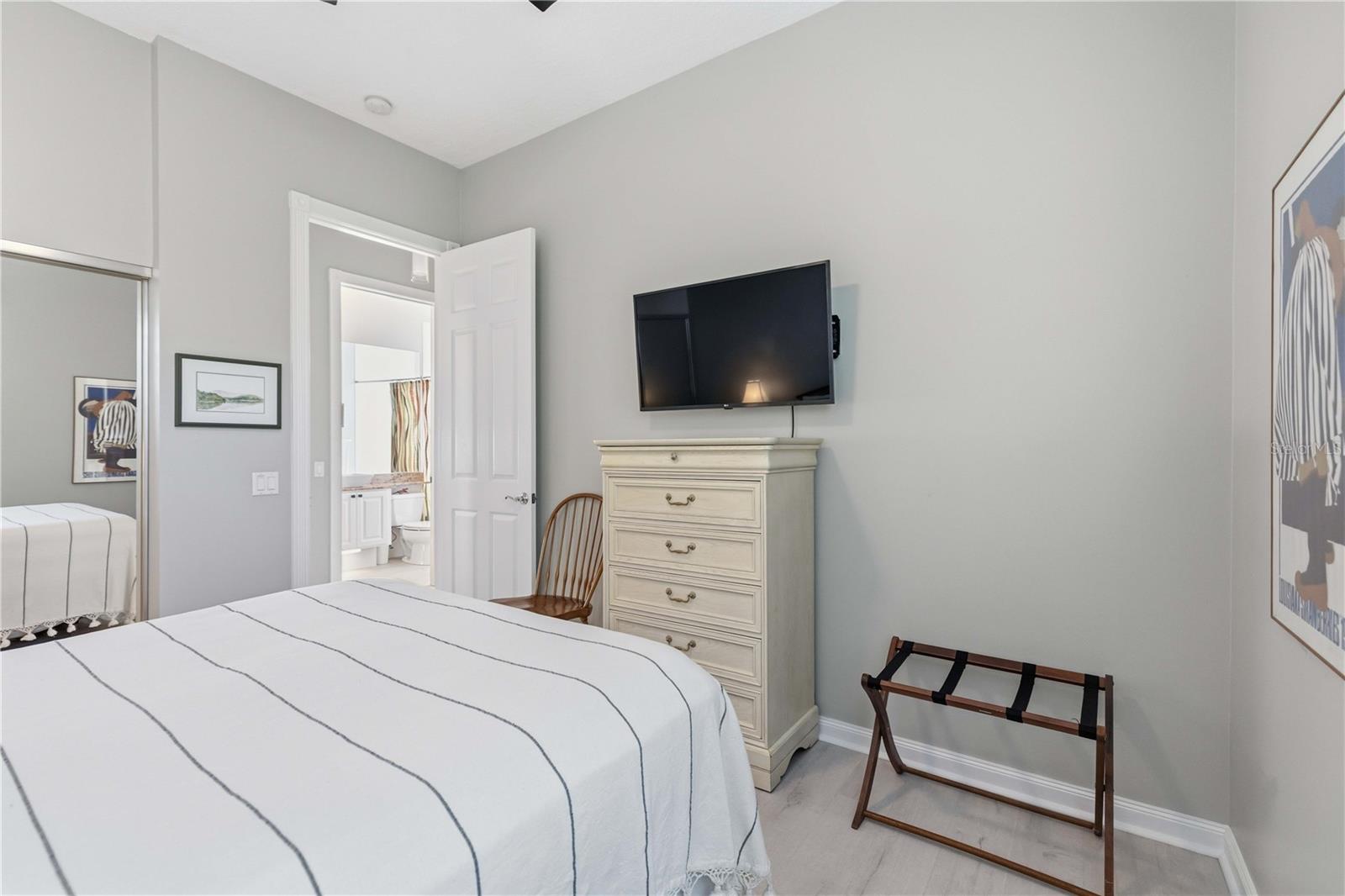 VILLAGEWALK UNIT 1B - Residential