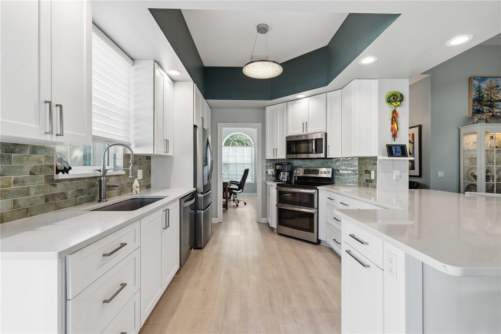 VILLAGEWALK UNIT 1B - Residential