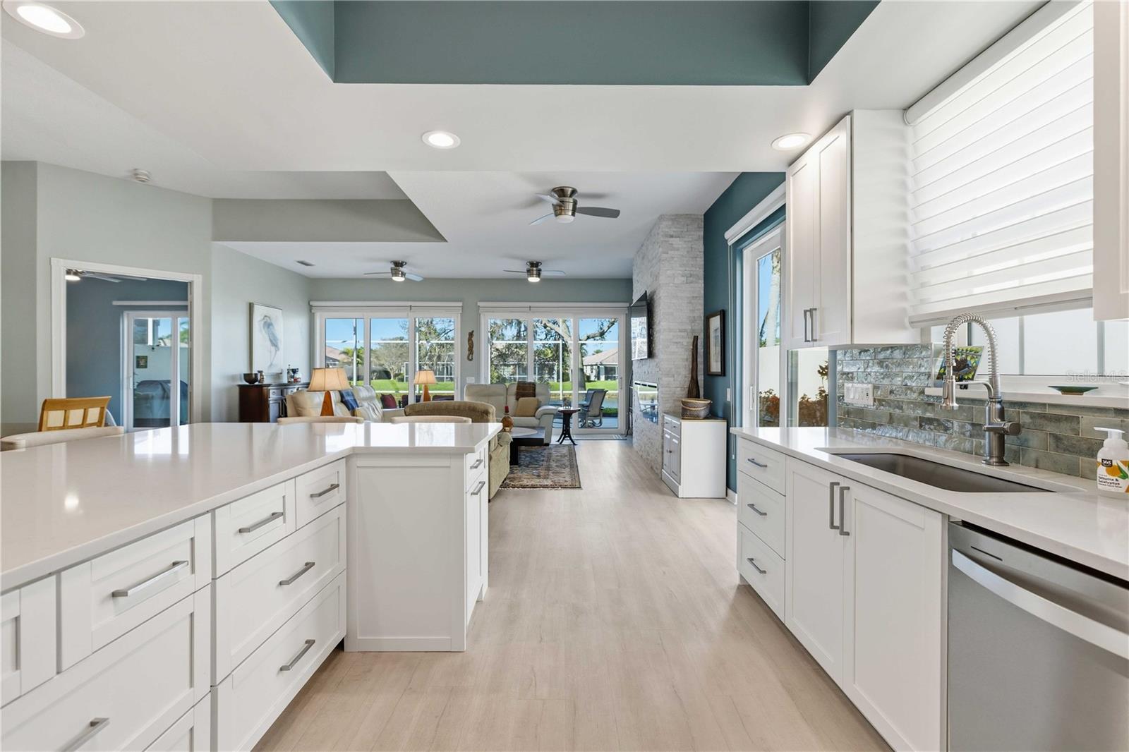 VILLAGEWALK UNIT 1B - Residential