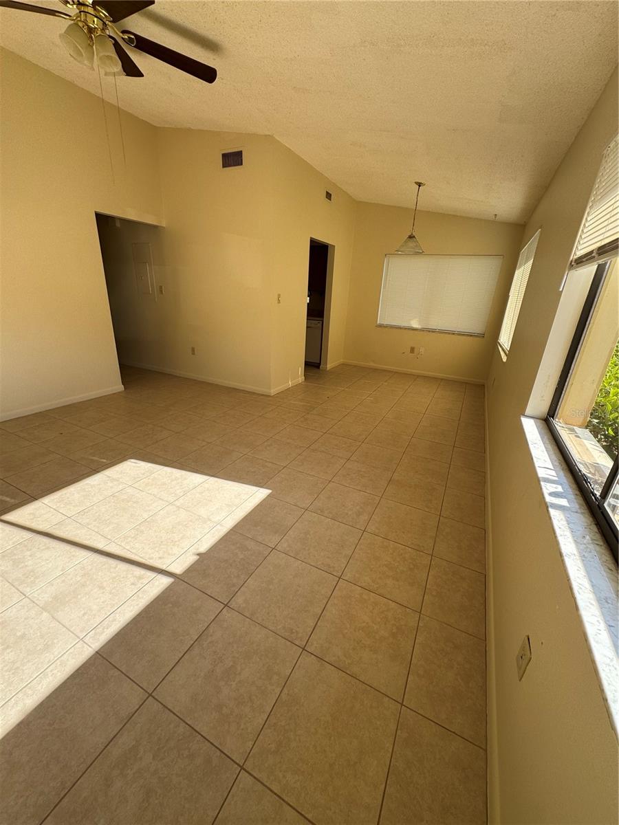 LAKE GIBSON VILLAS PH 03-C - Residential Lease