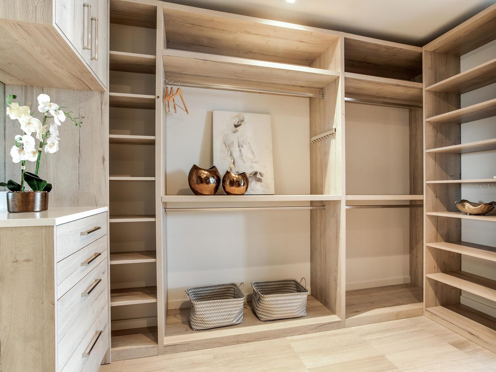 3105 BAY OAKS CONDO PCL #303 - Residential