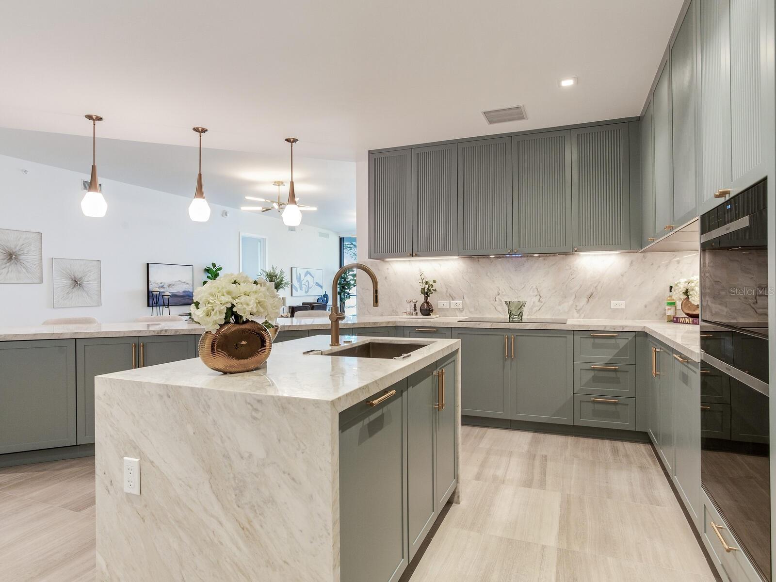 3105 BAY OAKS CONDO PCL #303 - Residential