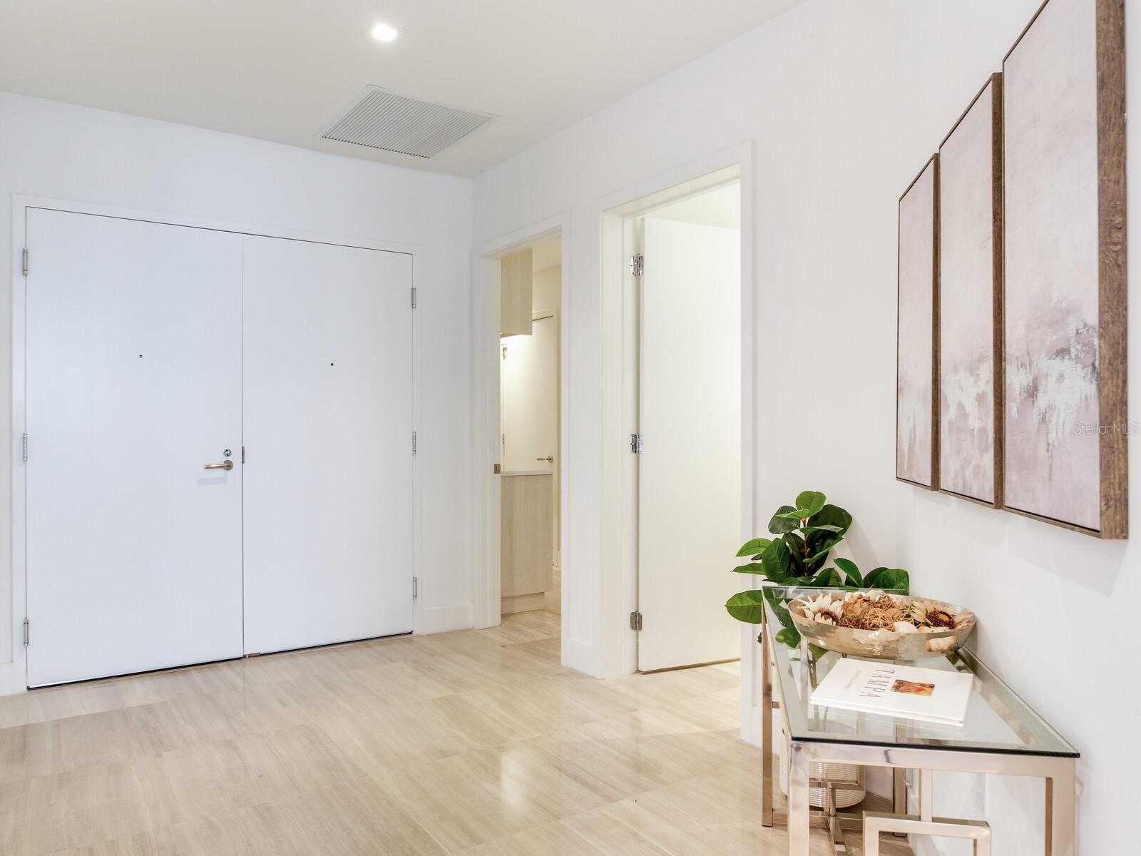 3105 BAY OAKS CONDO PCL #303 - Residential