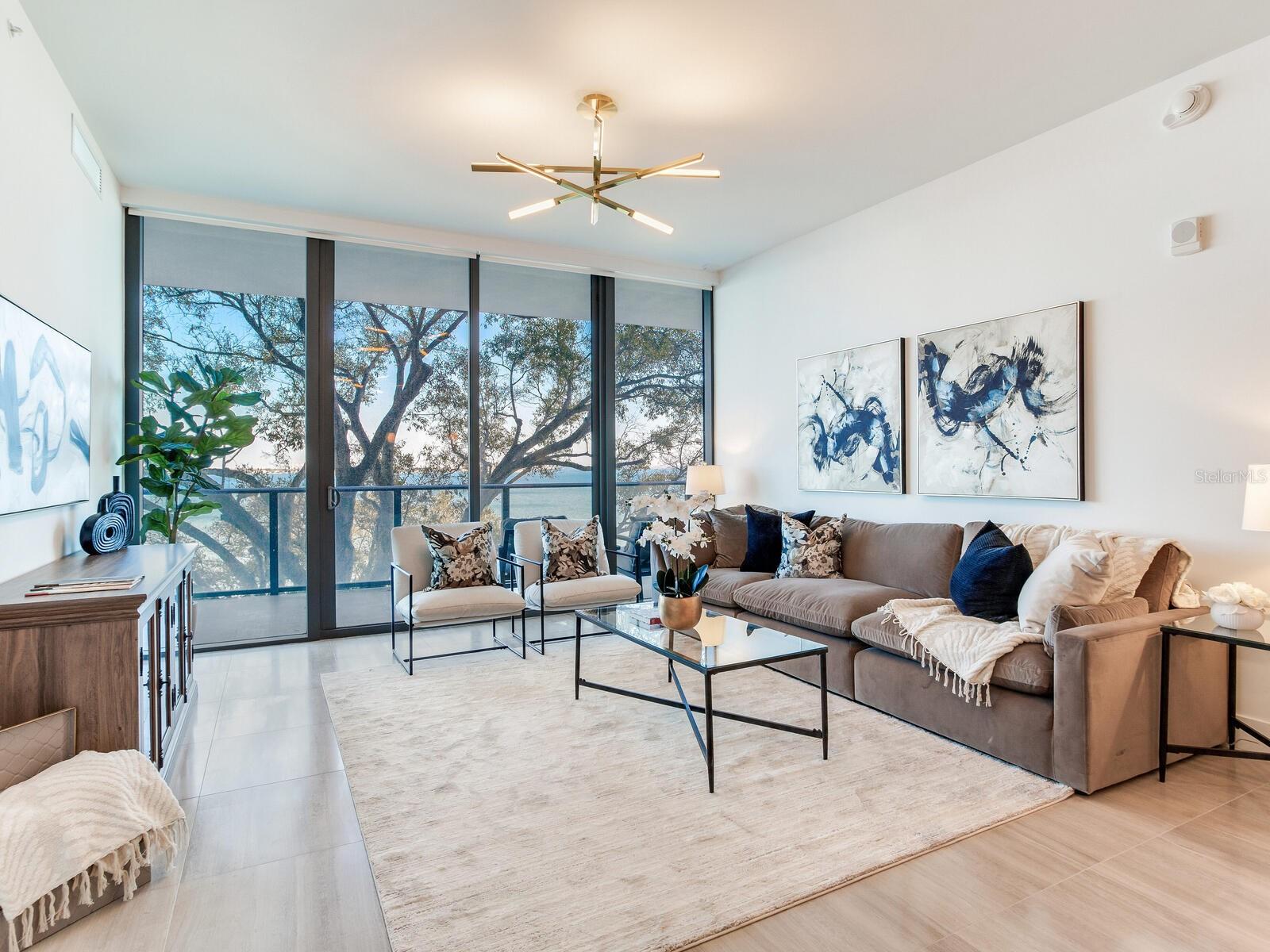 3105 BAY OAKS CONDO PCL #303 - Residential