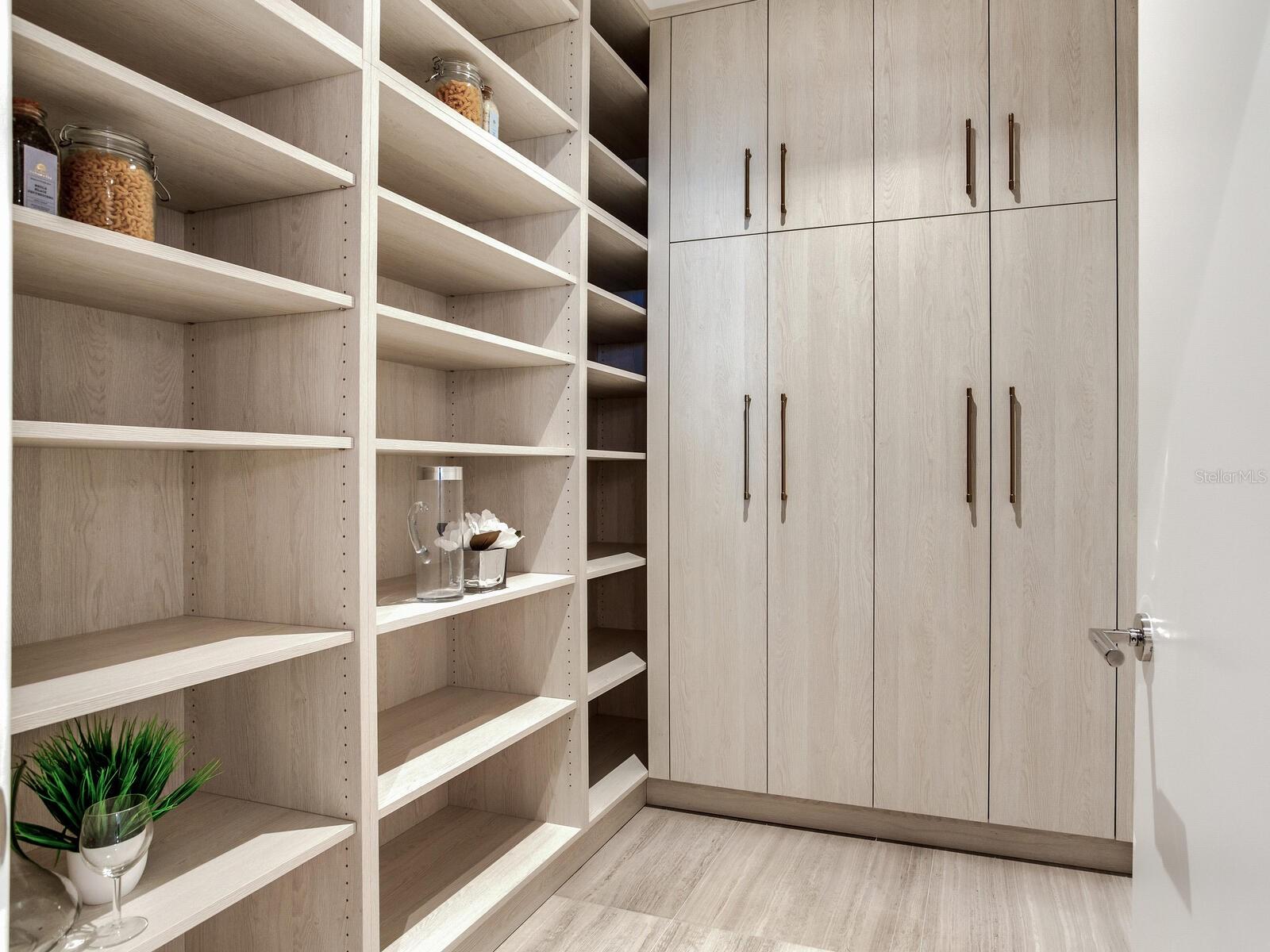 3105 BAY OAKS CONDO PCL #303 - Residential