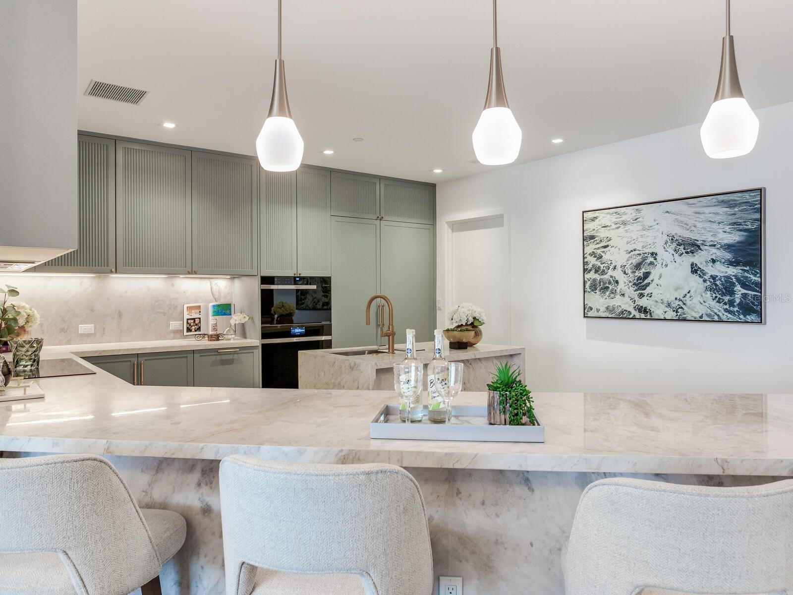 3105 BAY OAKS CONDO PCL #303 - Residential