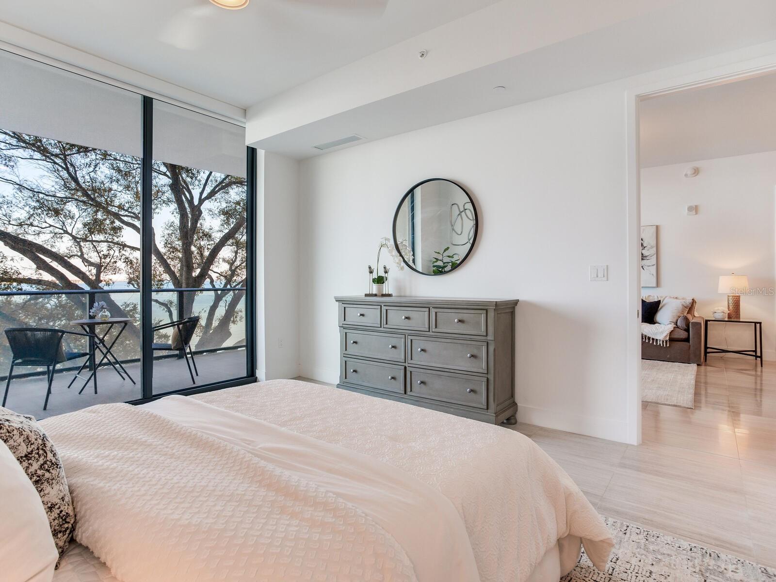 3105 BAY OAKS CONDO PCL #303 - Residential