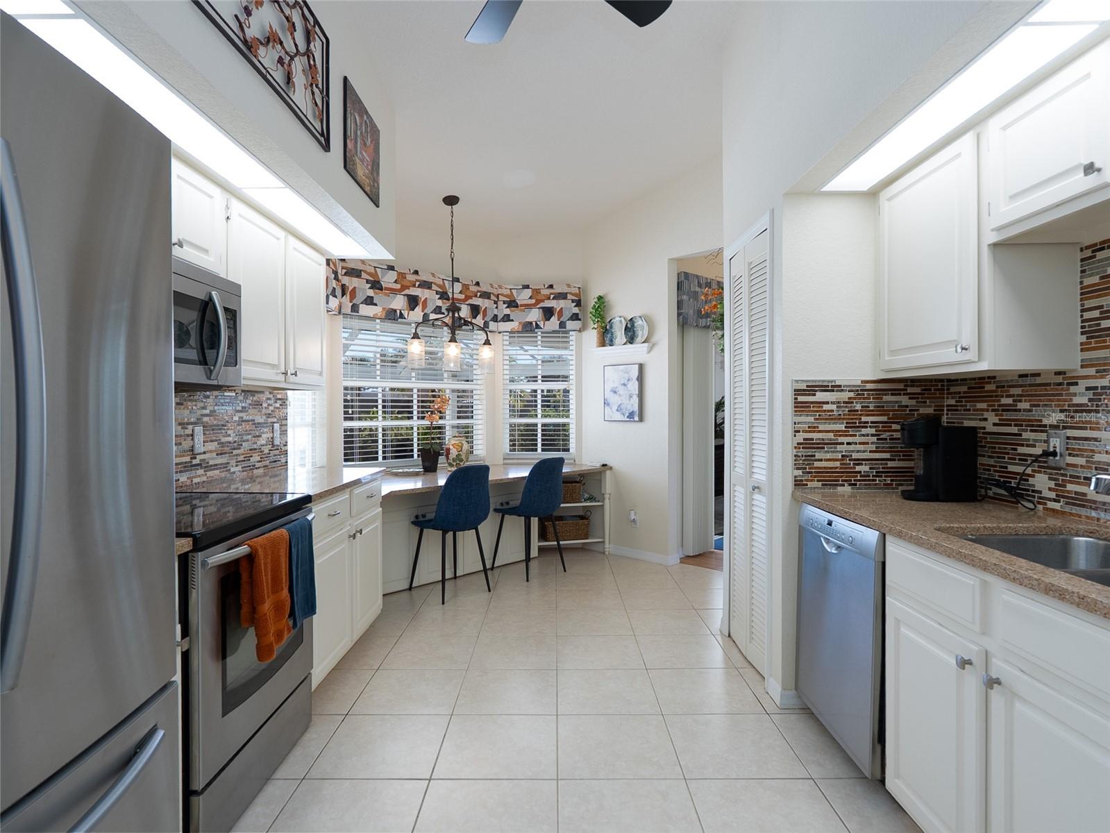 ROTONDA WEST PEBBLE BEACH - Residential