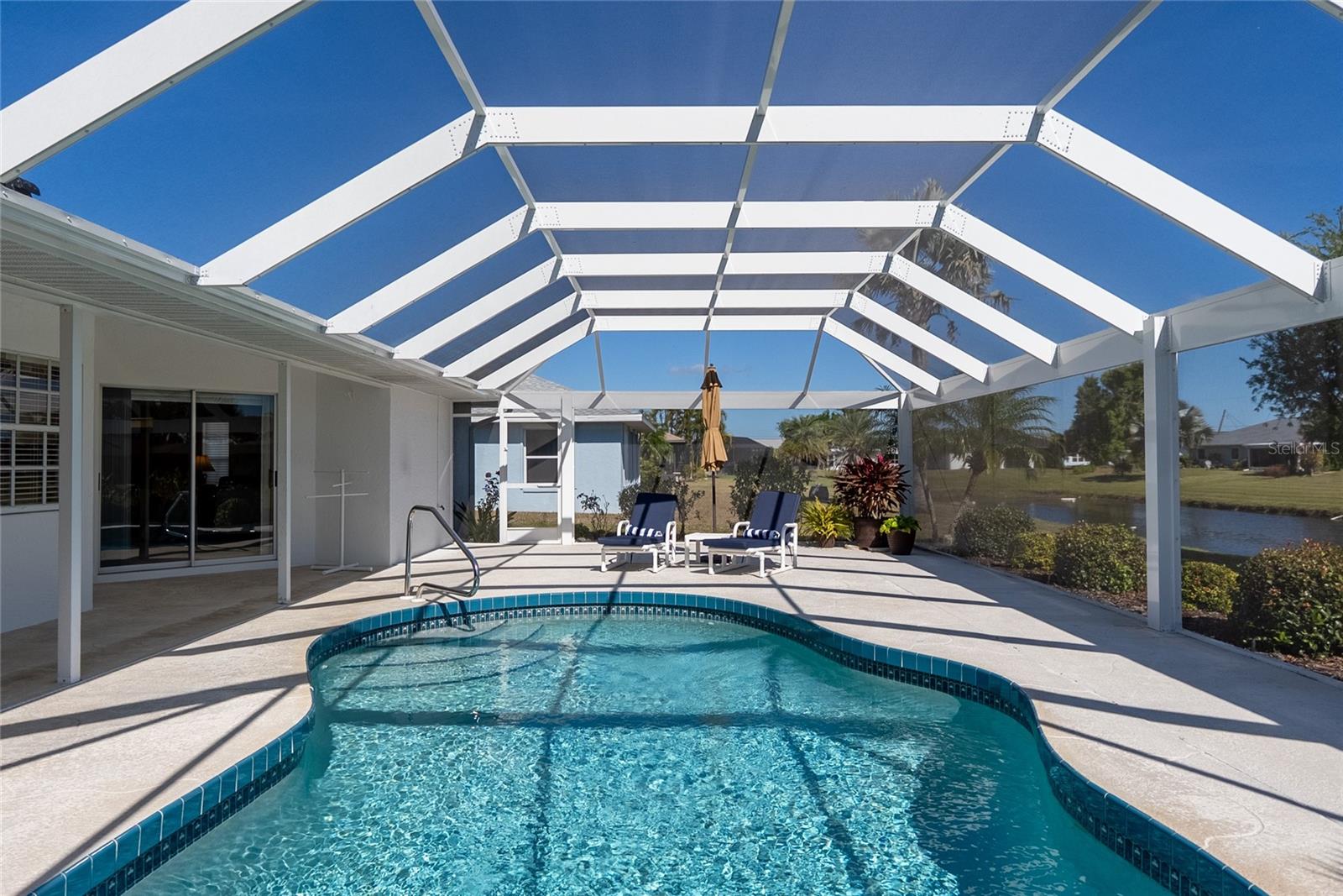 ROTONDA WEST PEBBLE BEACH - Residential