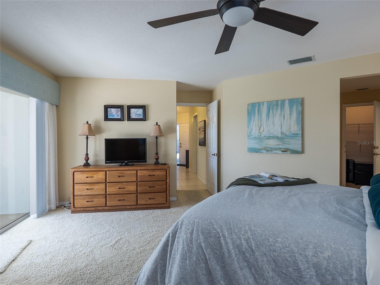 ROTONDA WEST PEBBLE BEACH - Residential