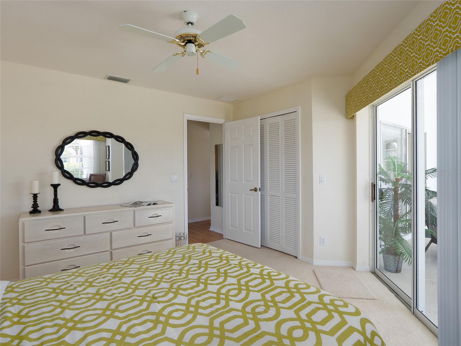 ROTONDA WEST PEBBLE BEACH - Residential