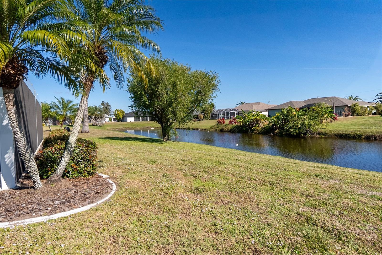 ROTONDA WEST PEBBLE BEACH - Residential