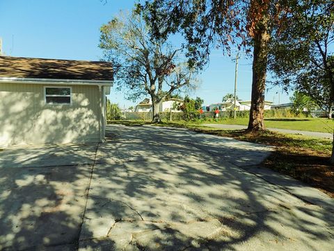 A home in BRADENTON