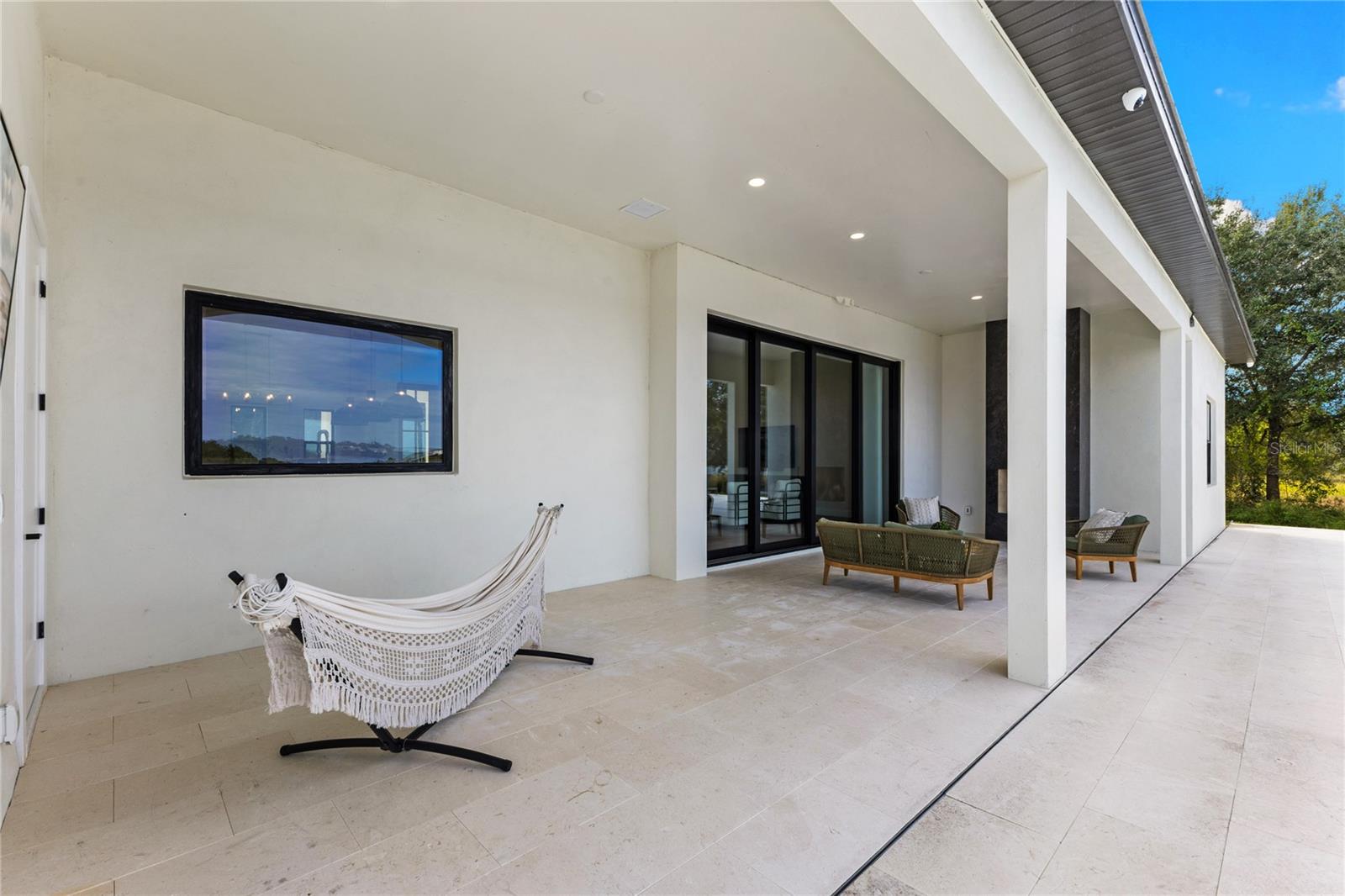 LAKESIDE RANCH - Residential