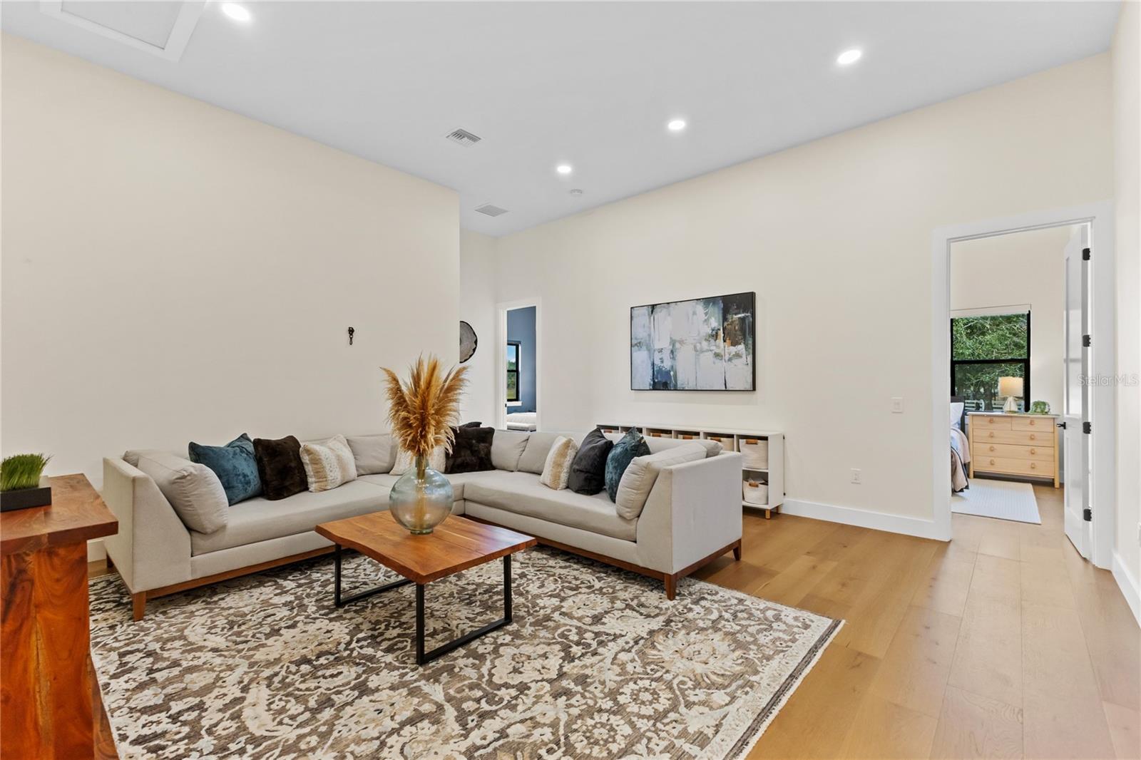 LAKESIDE RANCH - Residential