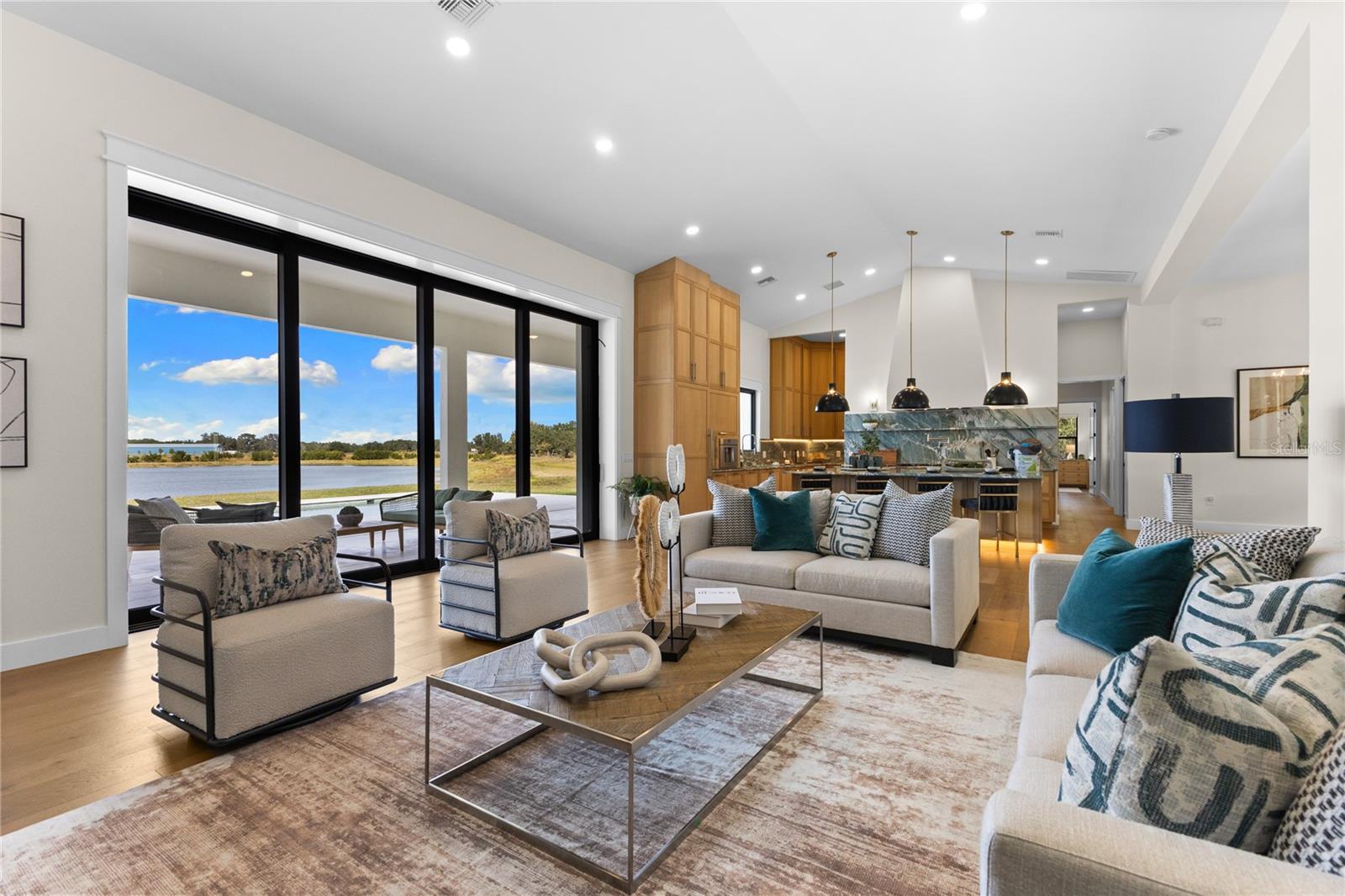 LAKESIDE RANCH - Residential