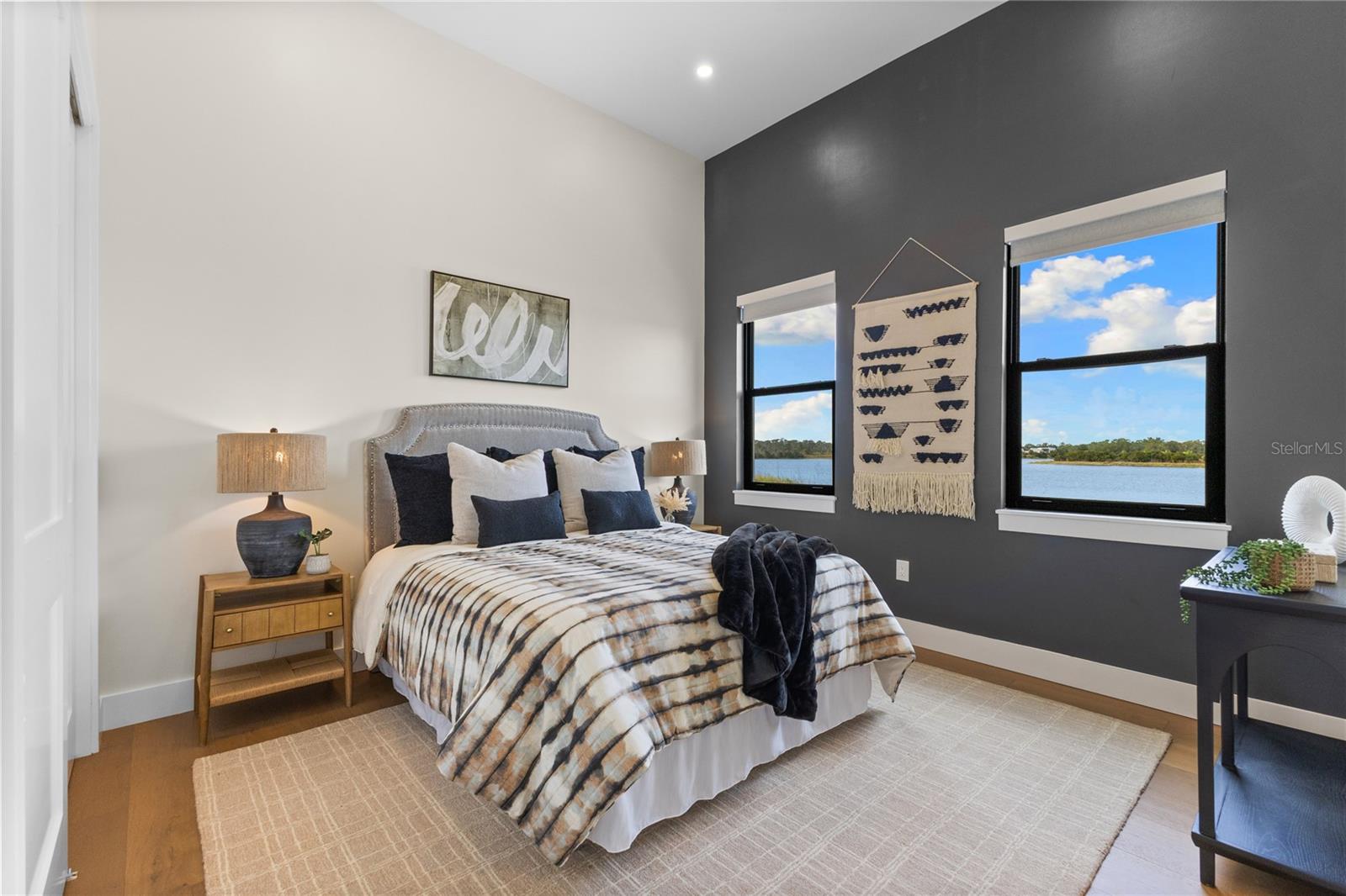 LAKESIDE RANCH - Residential