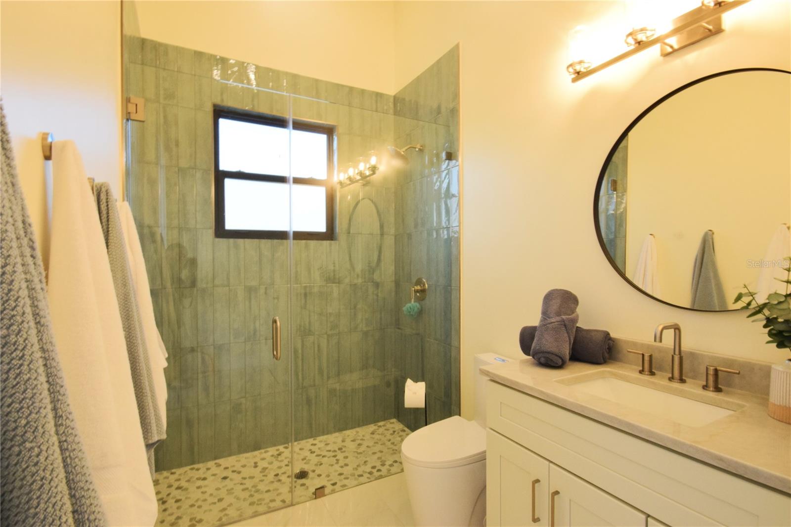 LAKESIDE RANCH - Residential