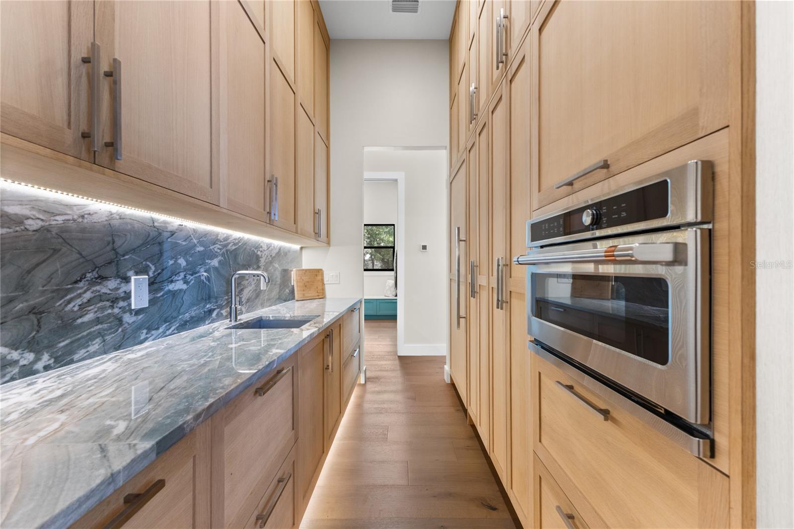 LAKESIDE RANCH - Residential