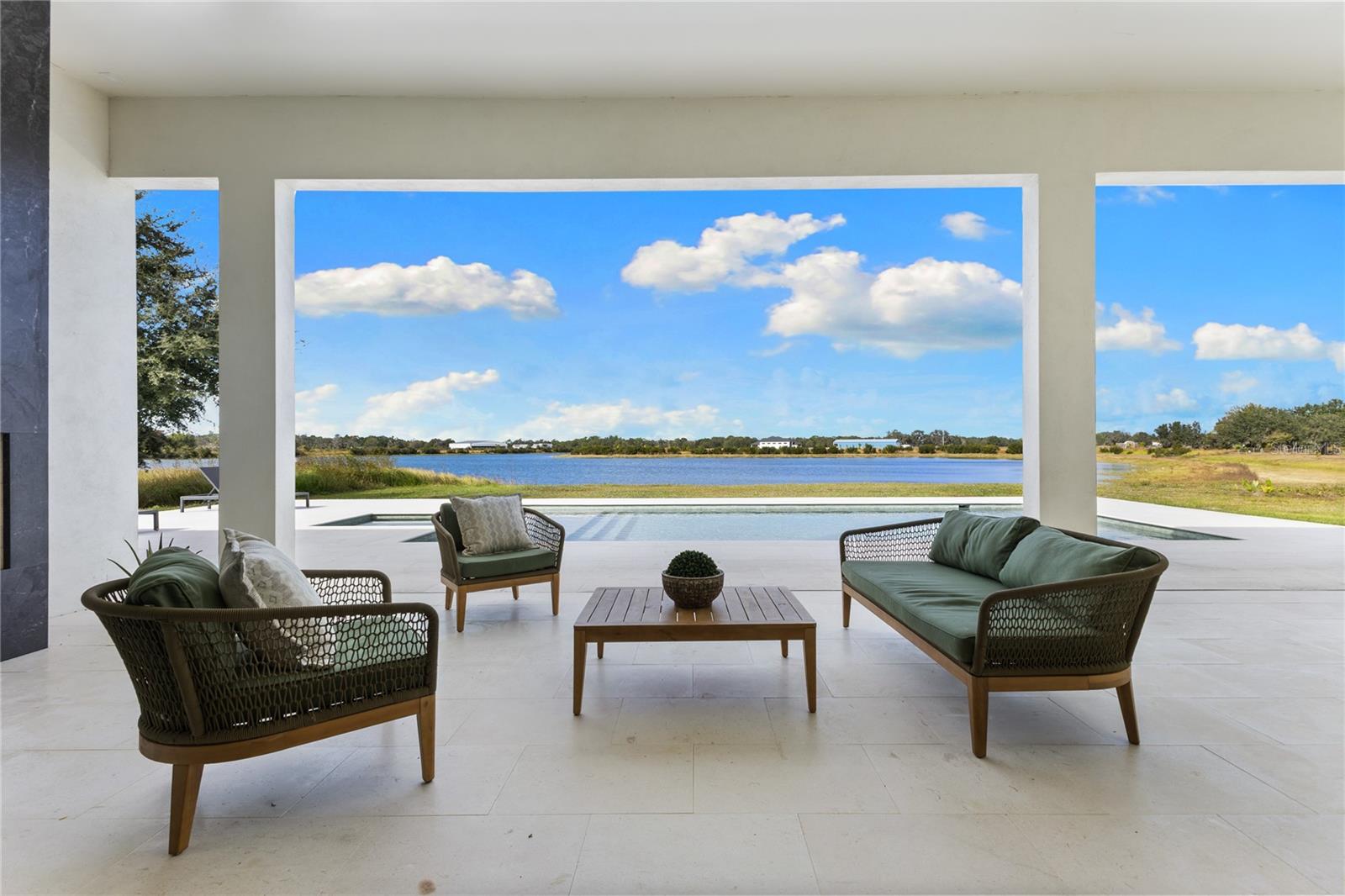 LAKESIDE RANCH - Residential