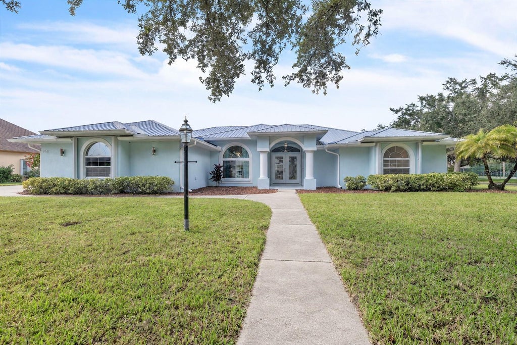 Photo of 1041 Harbour Drake Drive, Punta Gorda, FL 33983 (MLS # C7532569)