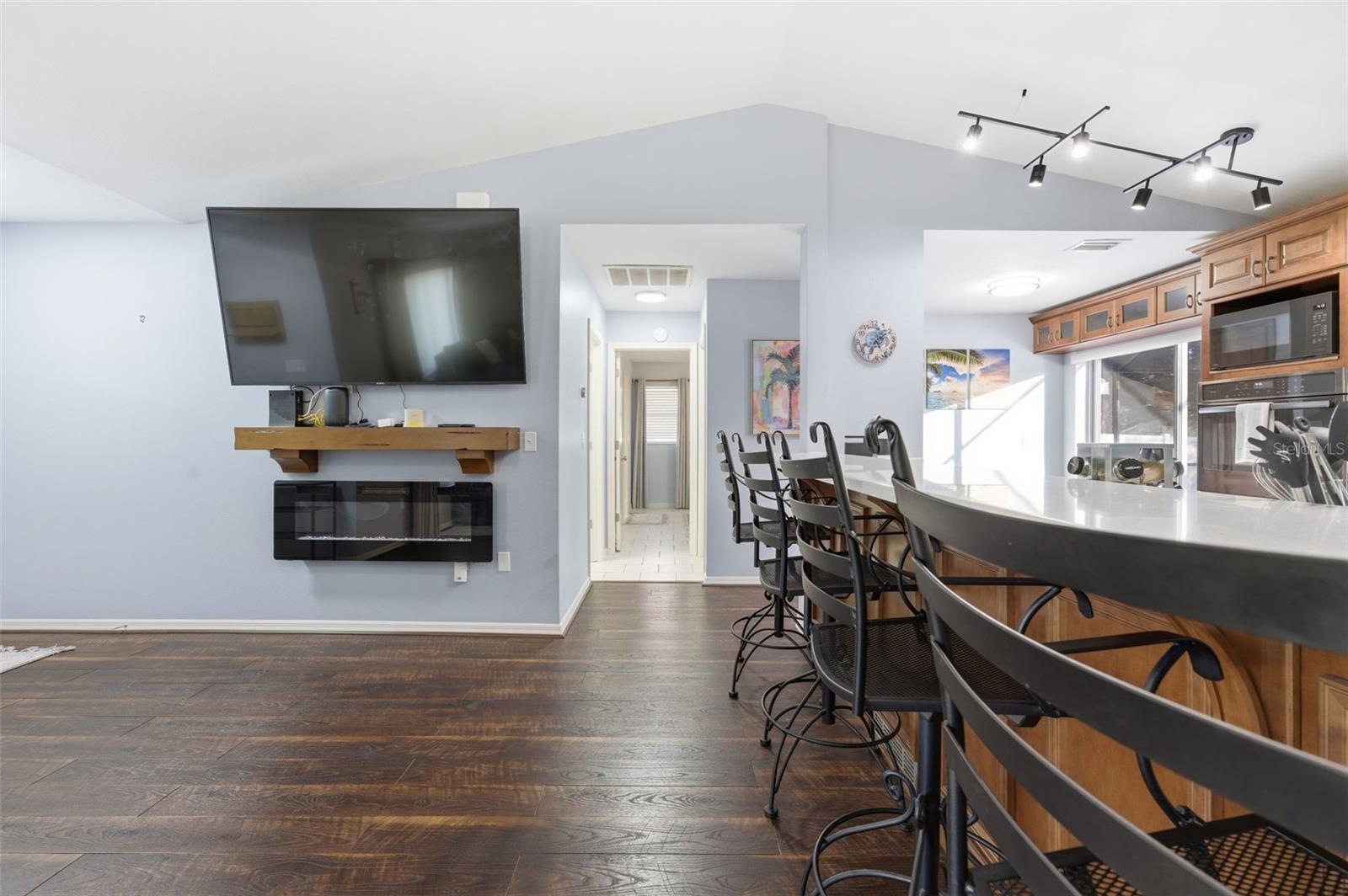 SPRING HILL - Residential