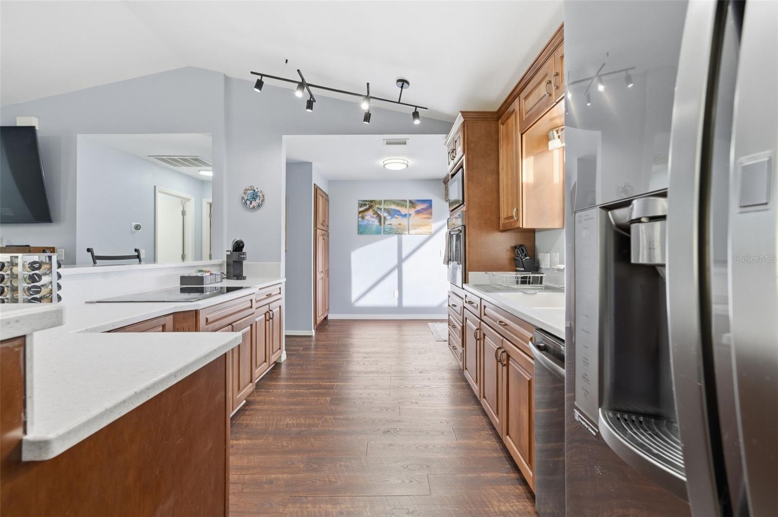 SPRING HILL - Residential