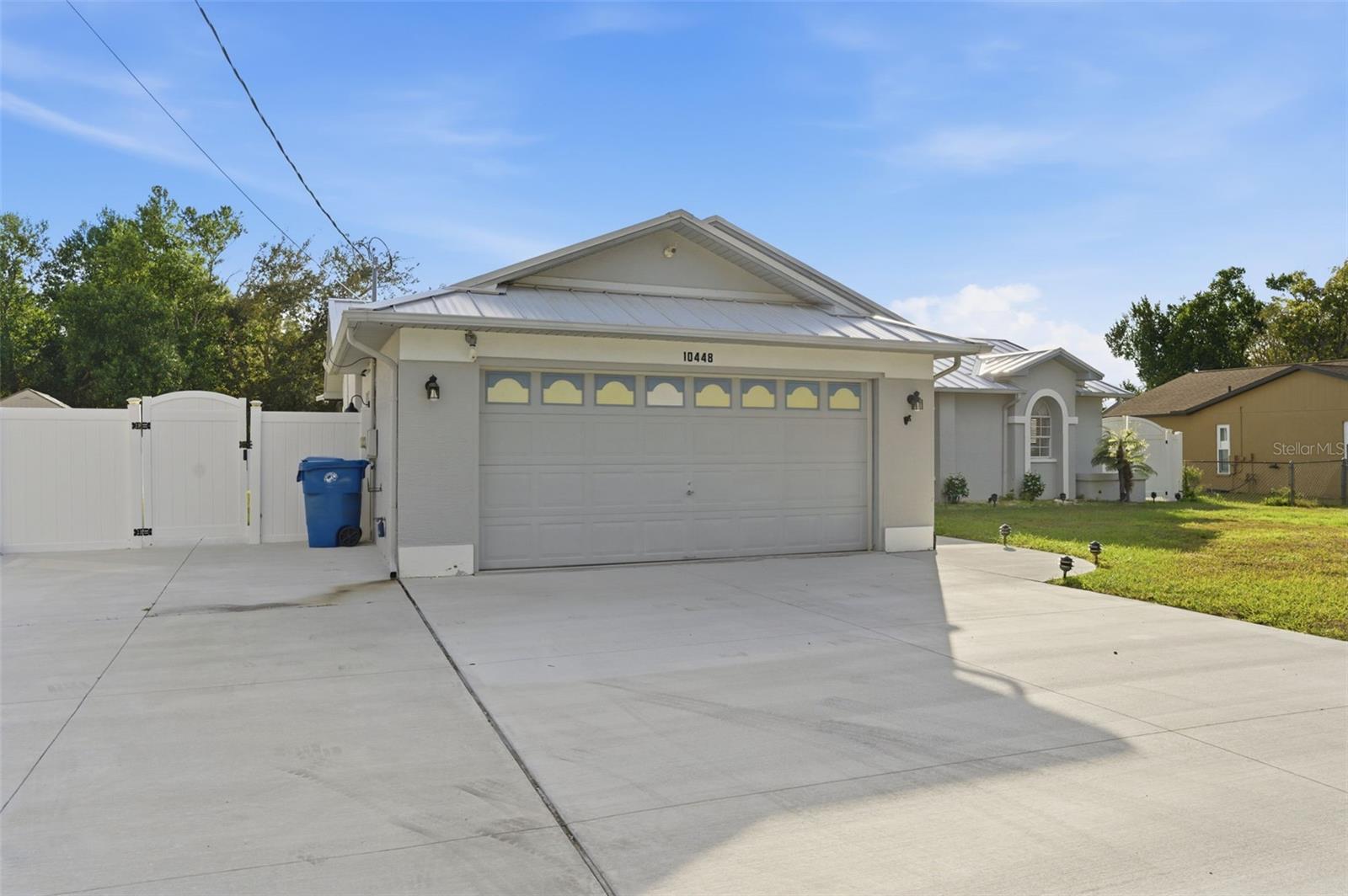 SPRING HILL - Residential