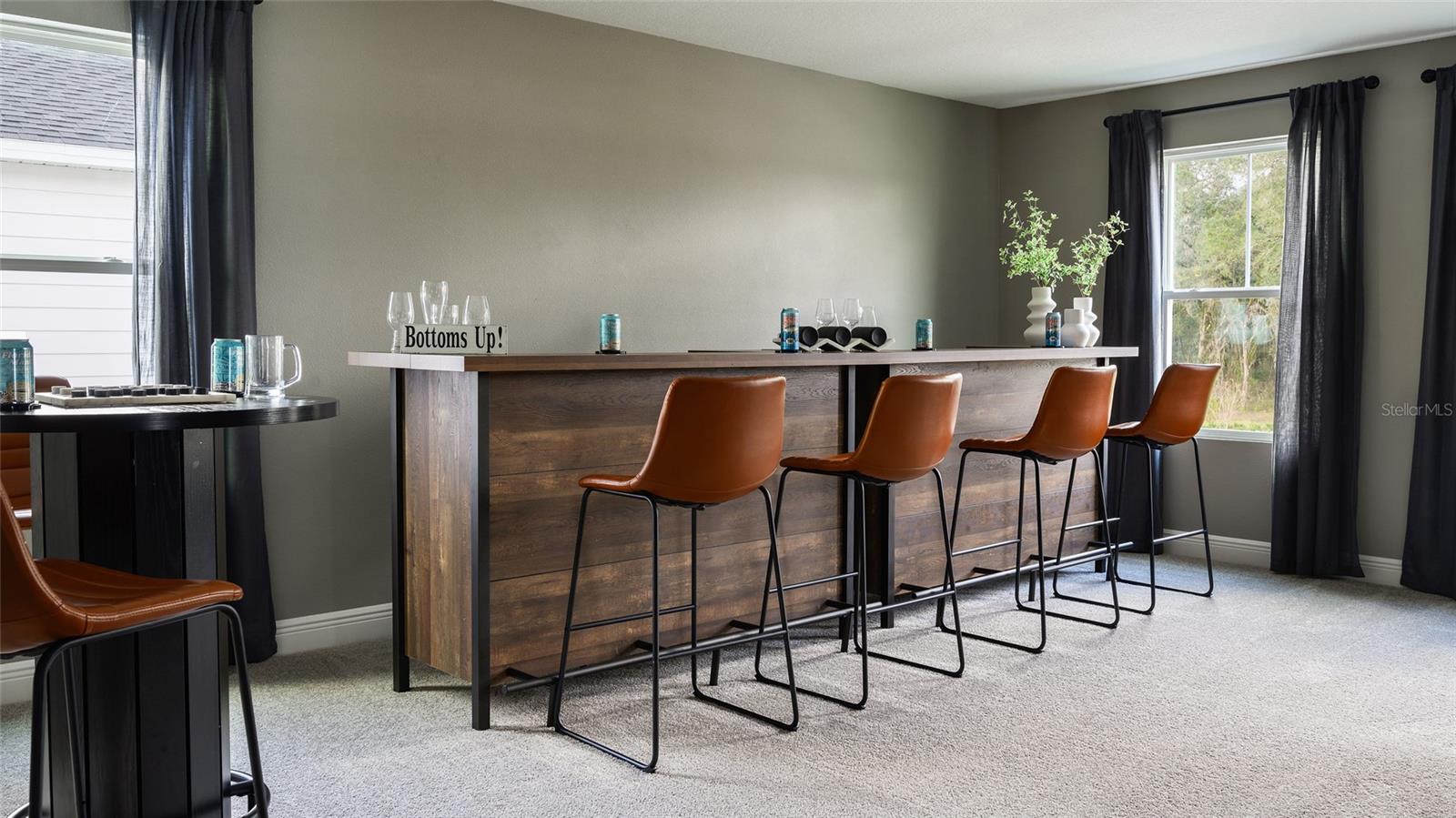 PASADENA WOODS - Residential