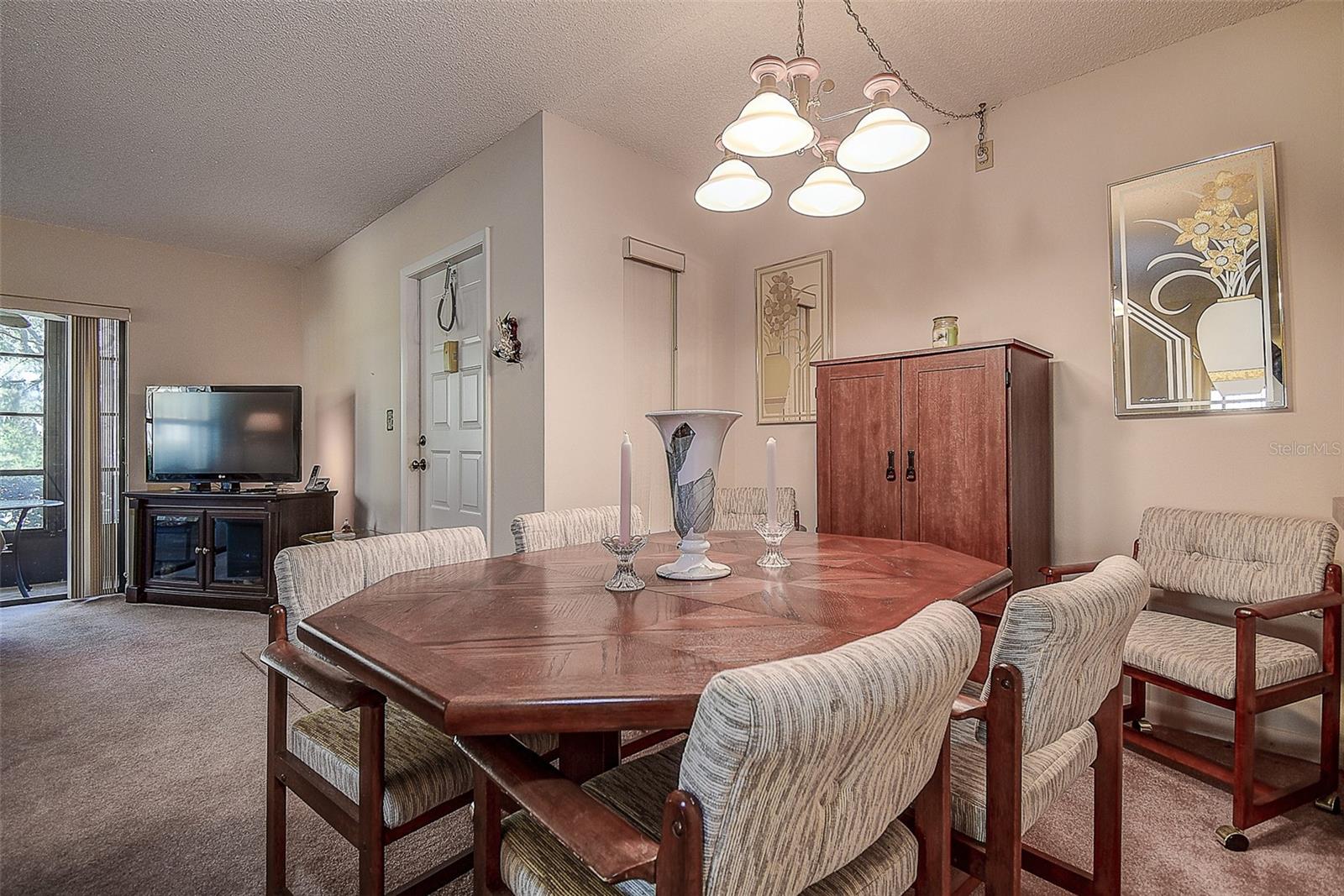 3125 LAKE PINE WAY B1