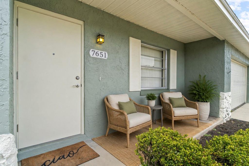 Photo of 7651 Nolton Way, Orlando, FL 32822 (MLS # O6402578)