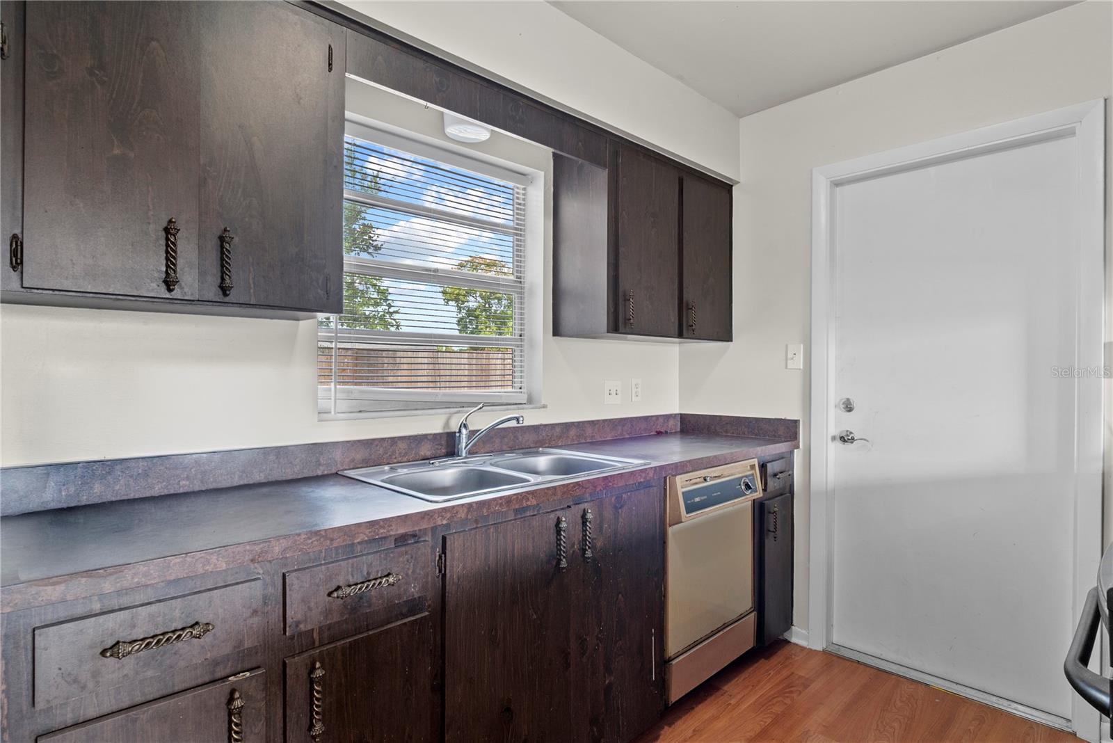 BACCHUS GARDENS SEC 01 - Residential