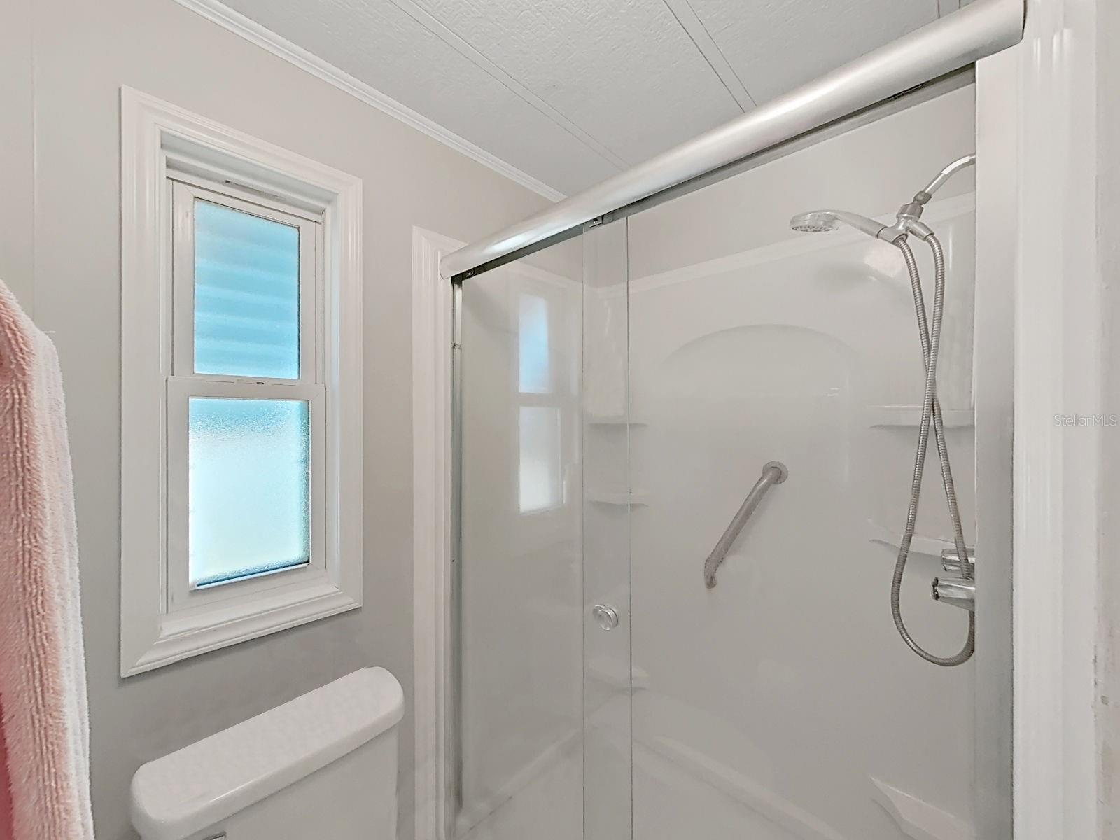 FOXWOOD LAKE ESTATES PH 01 - Residential