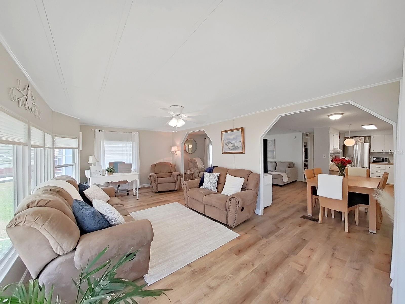 FOXWOOD LAKE ESTATES PH 01 - Residential