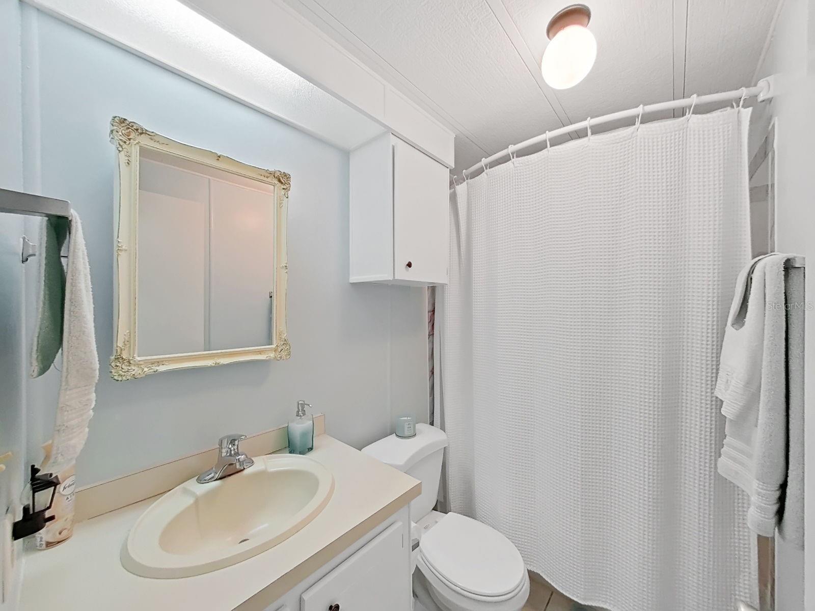 FOXWOOD LAKE ESTATES PH 01 - Residential