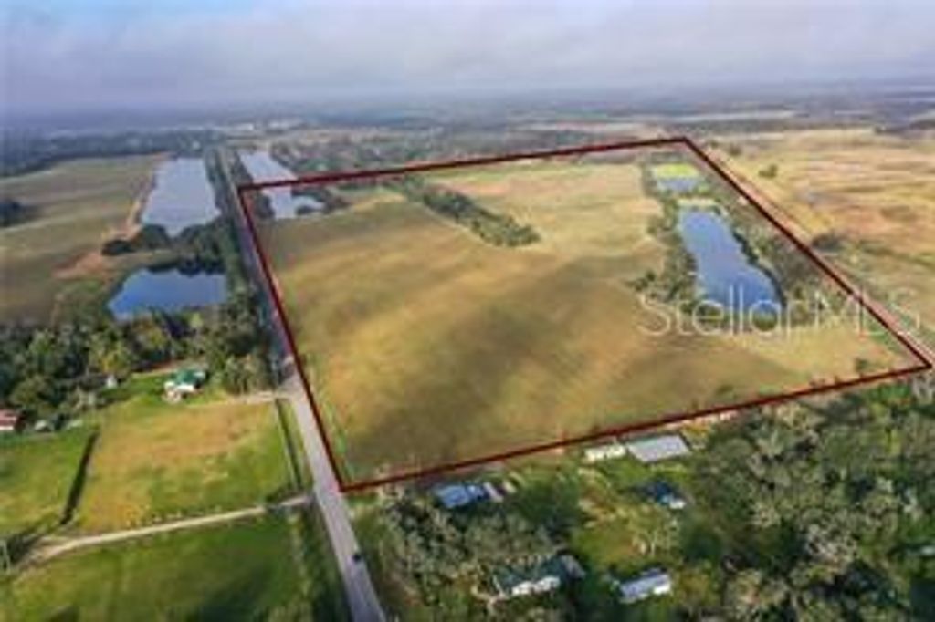 Photo of 2850 W Keysville Road, Plant City, FL 33567 (MLS # T3537945)