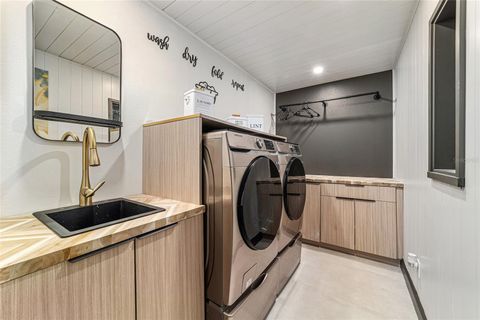 Tiny photo for 4400 SW 20th Avenue, Ocala, FL 34471 (MLS # OM716762)