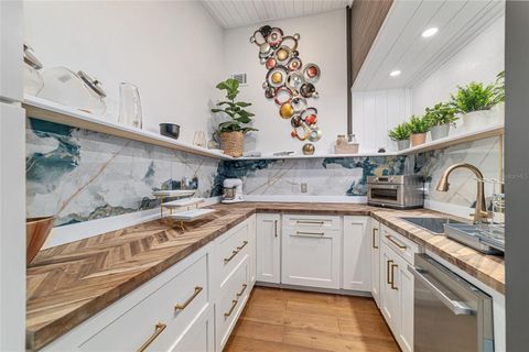 Tiny photo for 4400 SW 20th Avenue, Ocala, FL 34471 (MLS # OM716762)