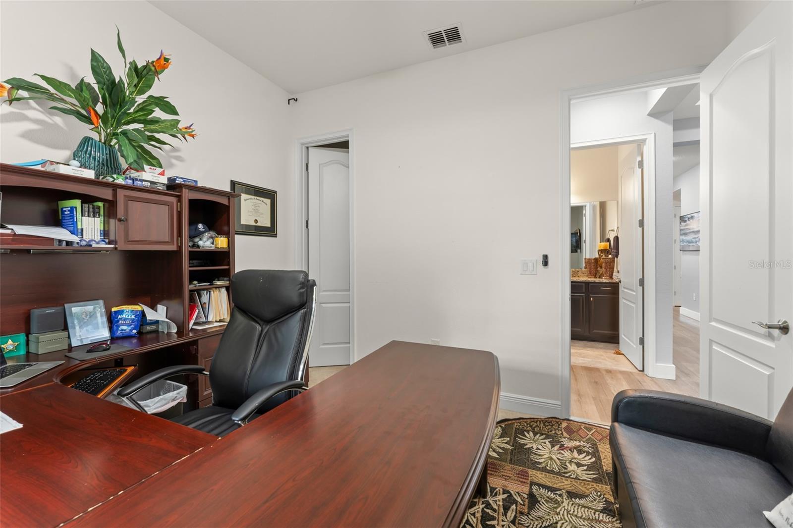 EAGLE CREEK - Residential