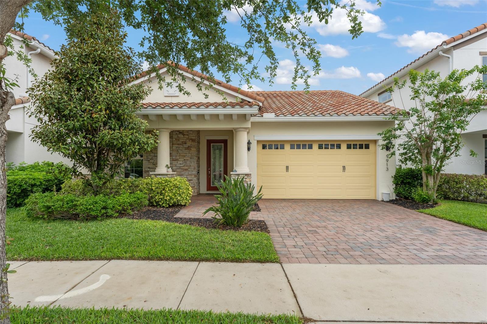 EAGLE CREEK - Residential