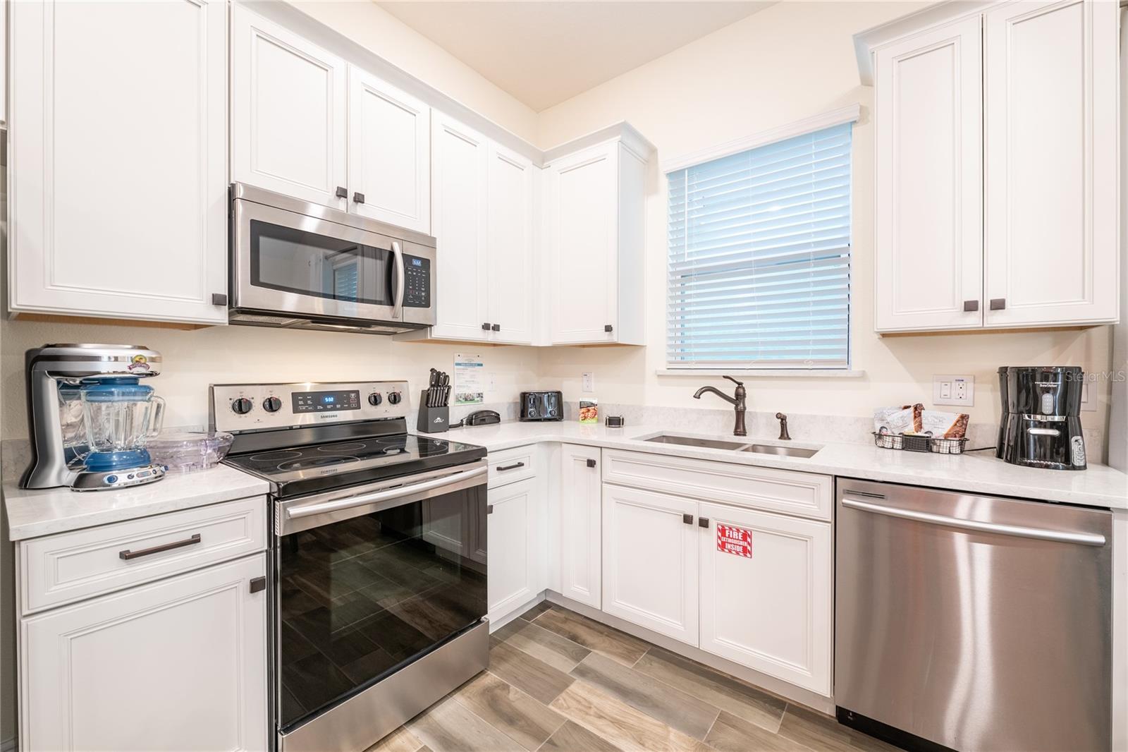 ROLLING OAKS PH 6B - Residential